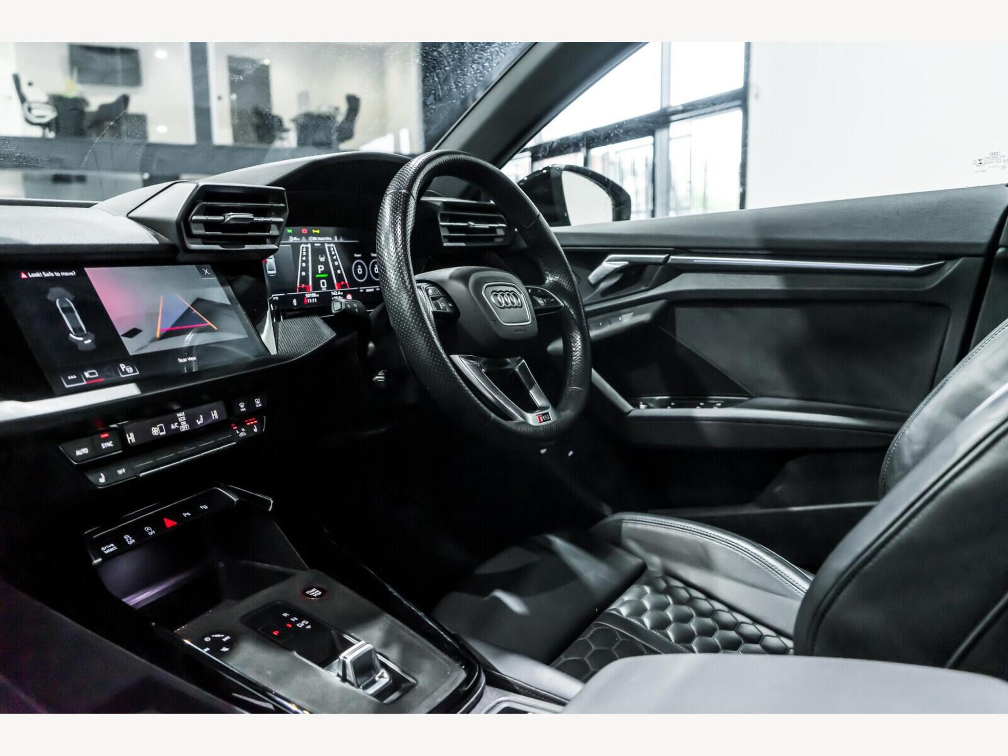 2022 Audi RS3 image 15