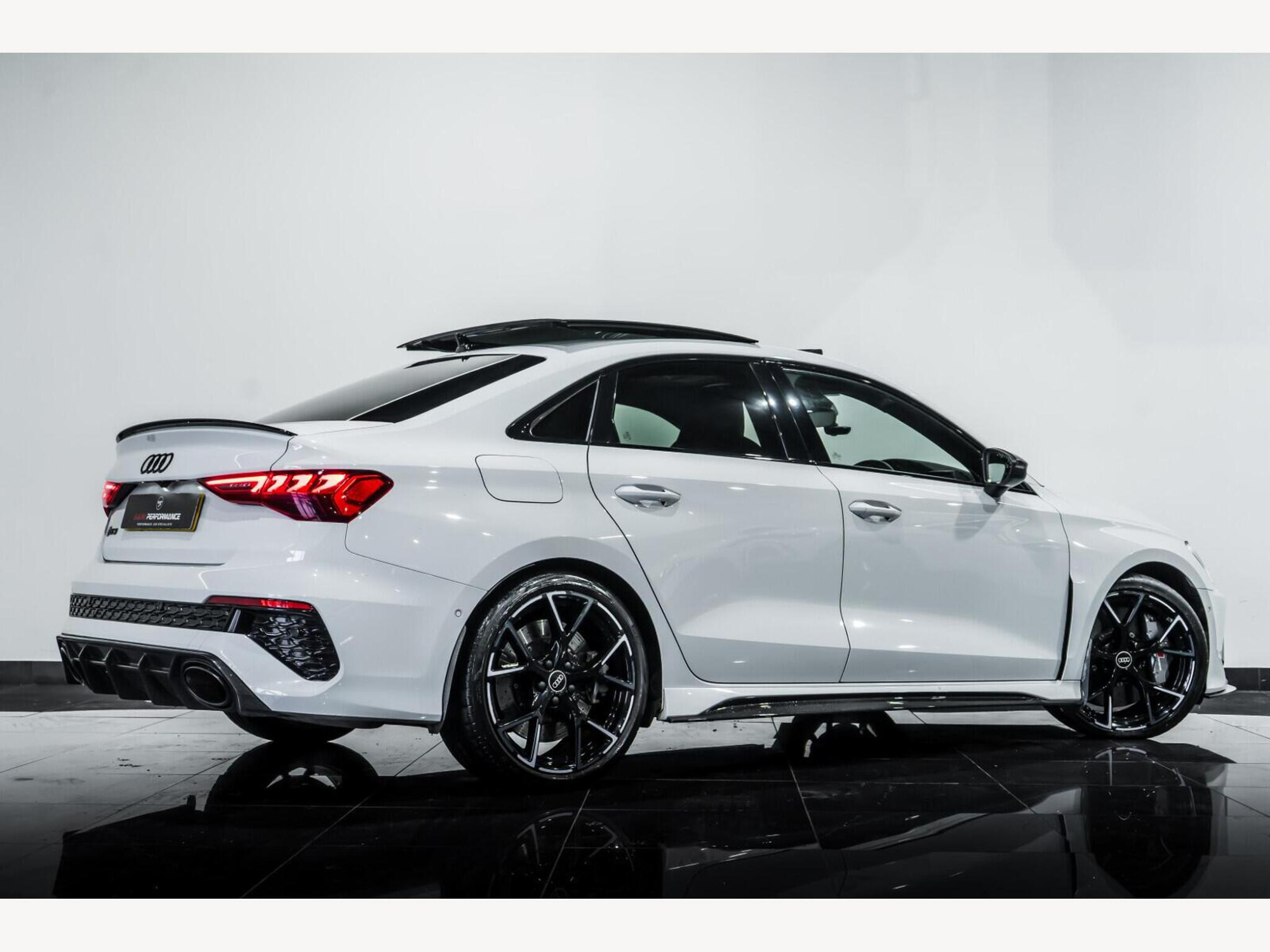 2022 Audi RS3 image 3