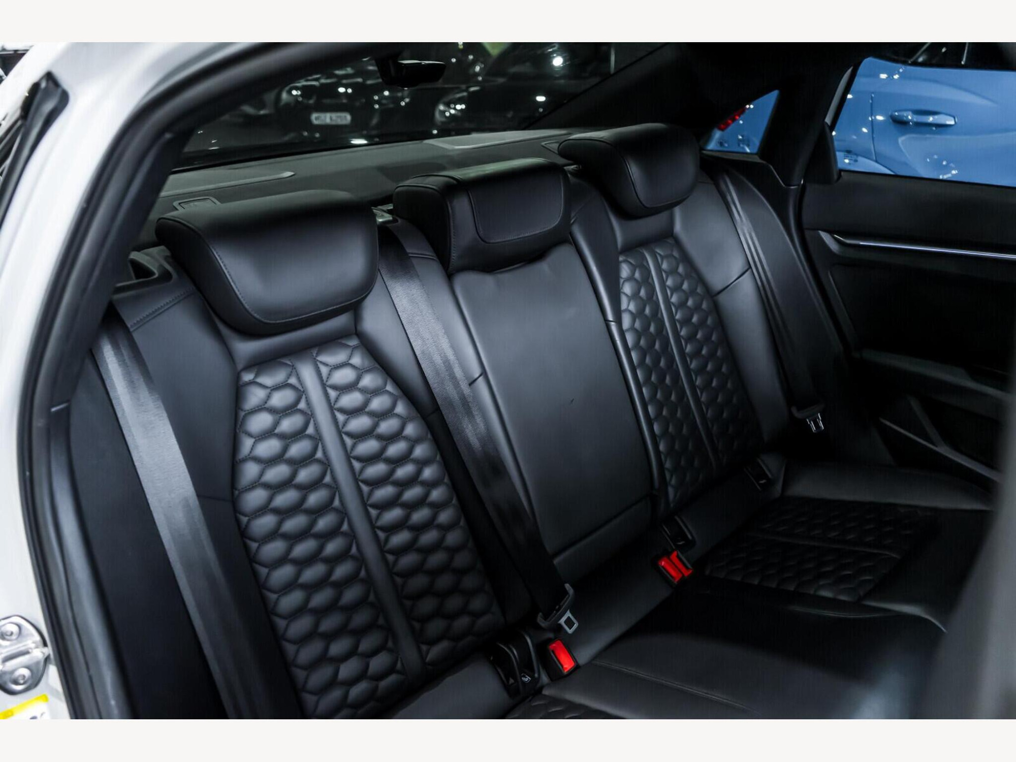 2022 Audi RS3 image 18