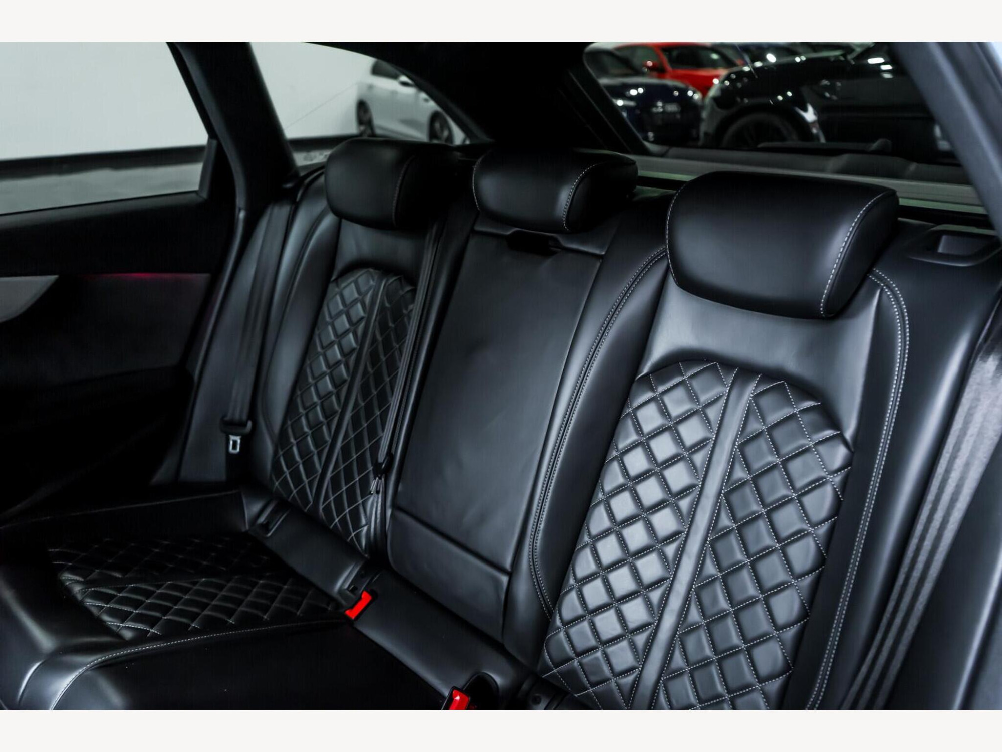 2019 Audi S4 Avant image 14