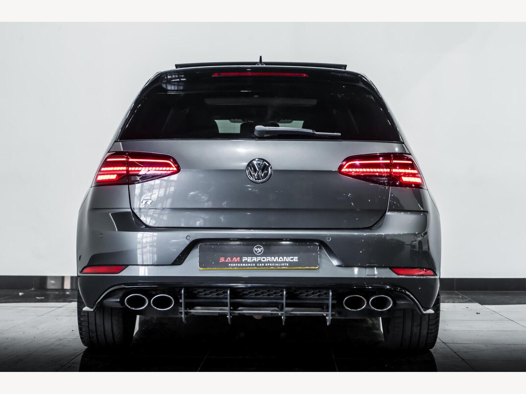 2019 Volkswagen Golf image 8