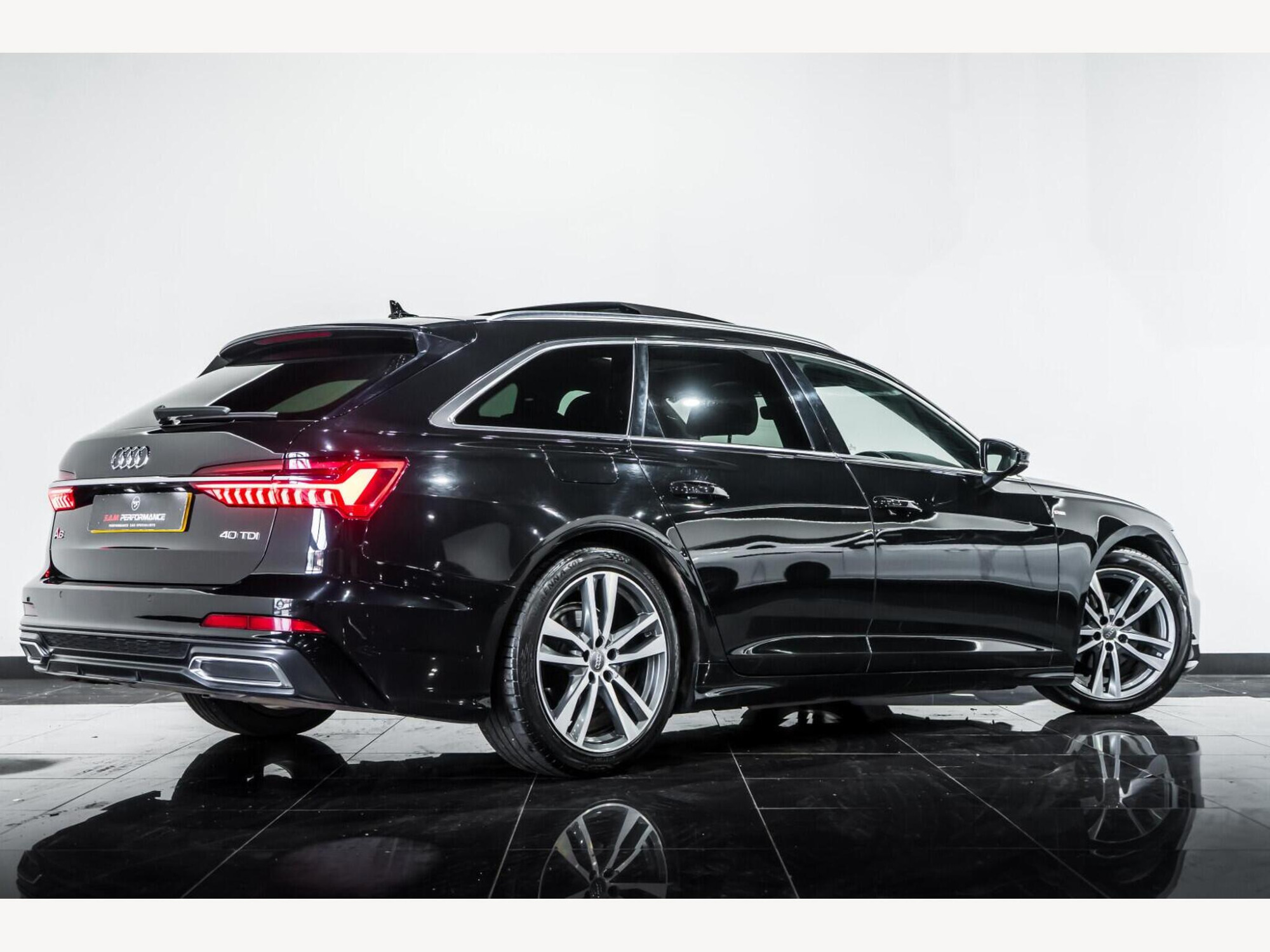 2019 Audi A6 Avant image 3