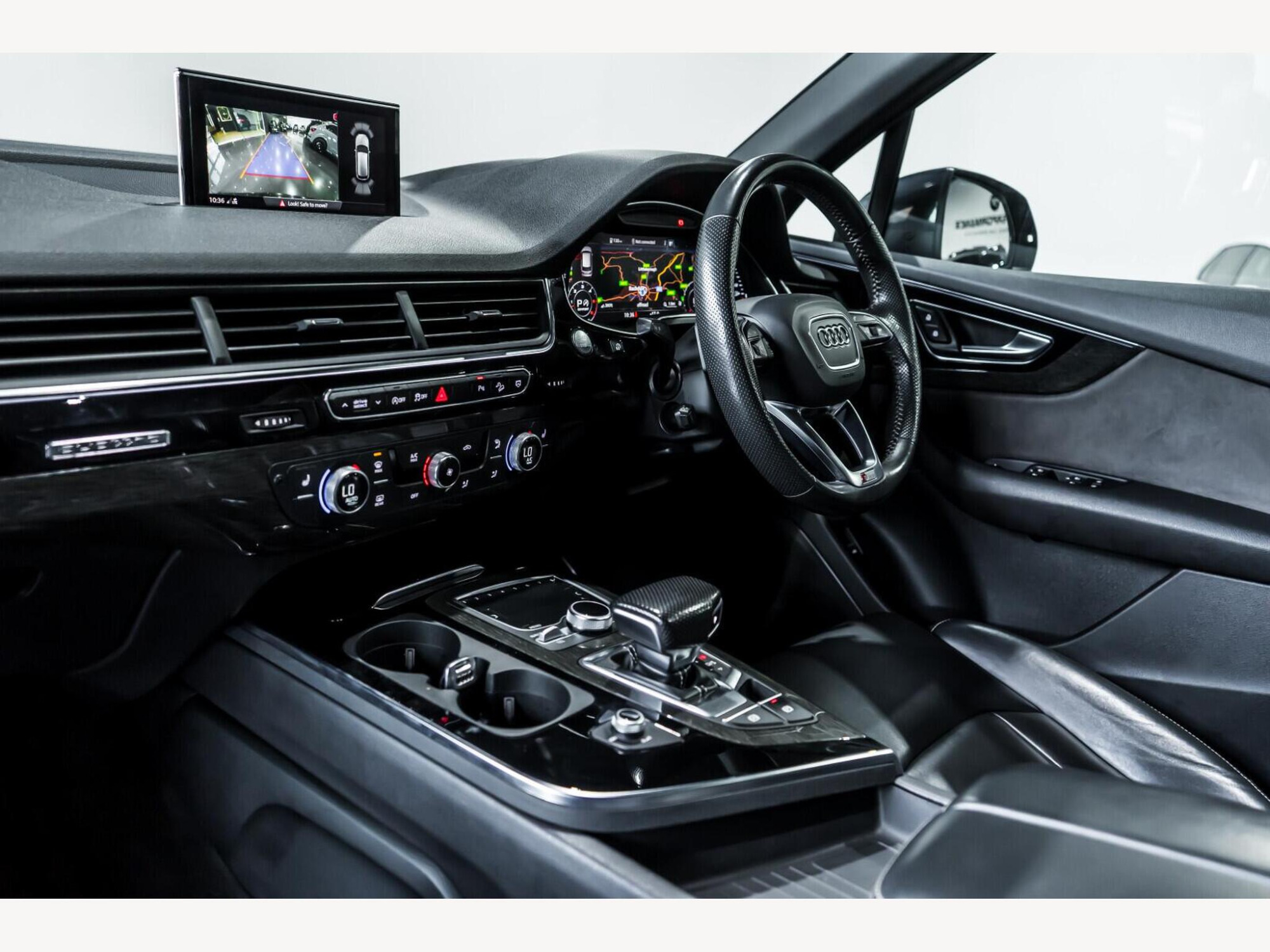 2018 Audi Q7 image 16