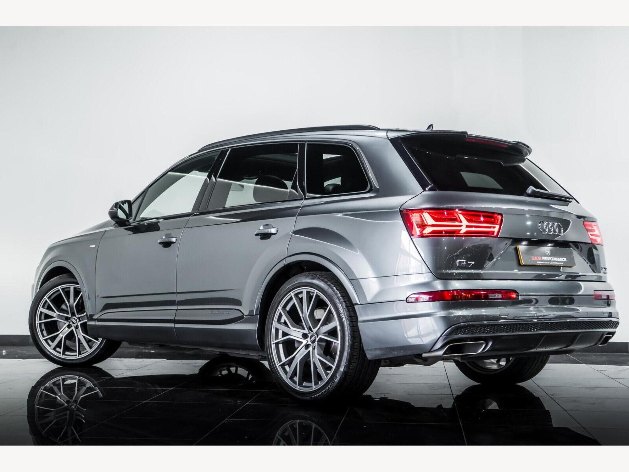 2018 Audi Q7 image 4