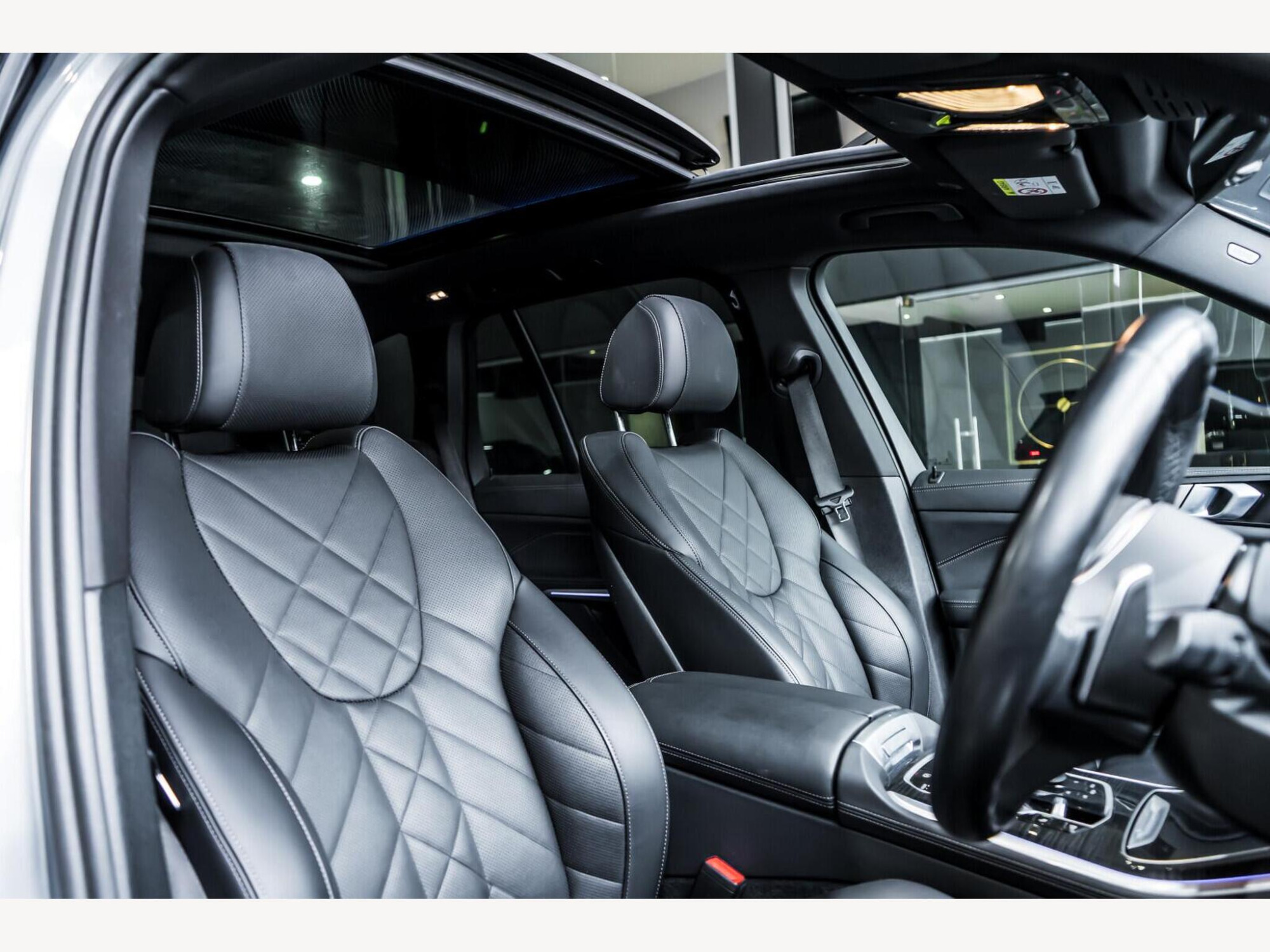 2024 BMW X5 image 13