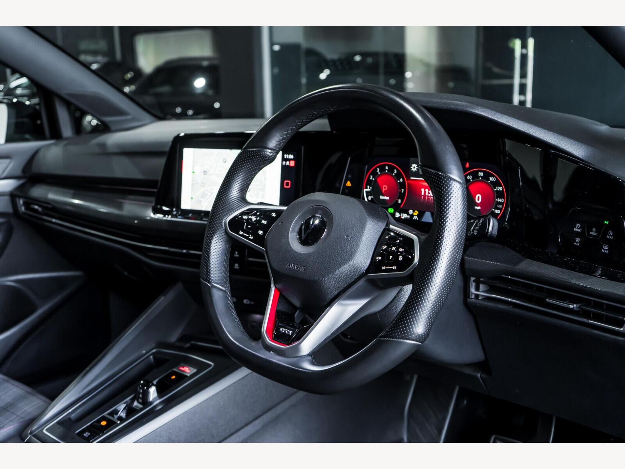 2020 Volkswagen Golf image 11