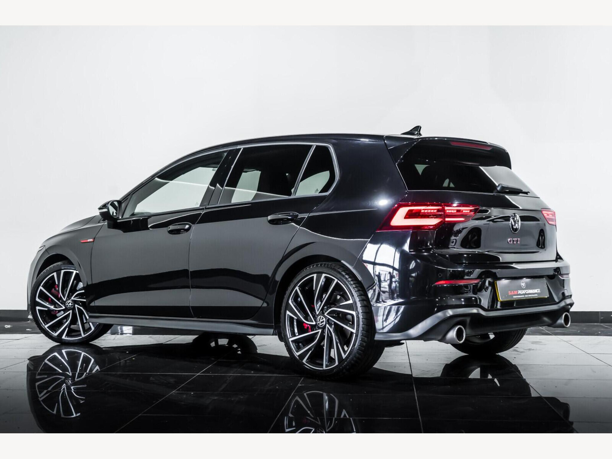 2020 Volkswagen Golf image 4