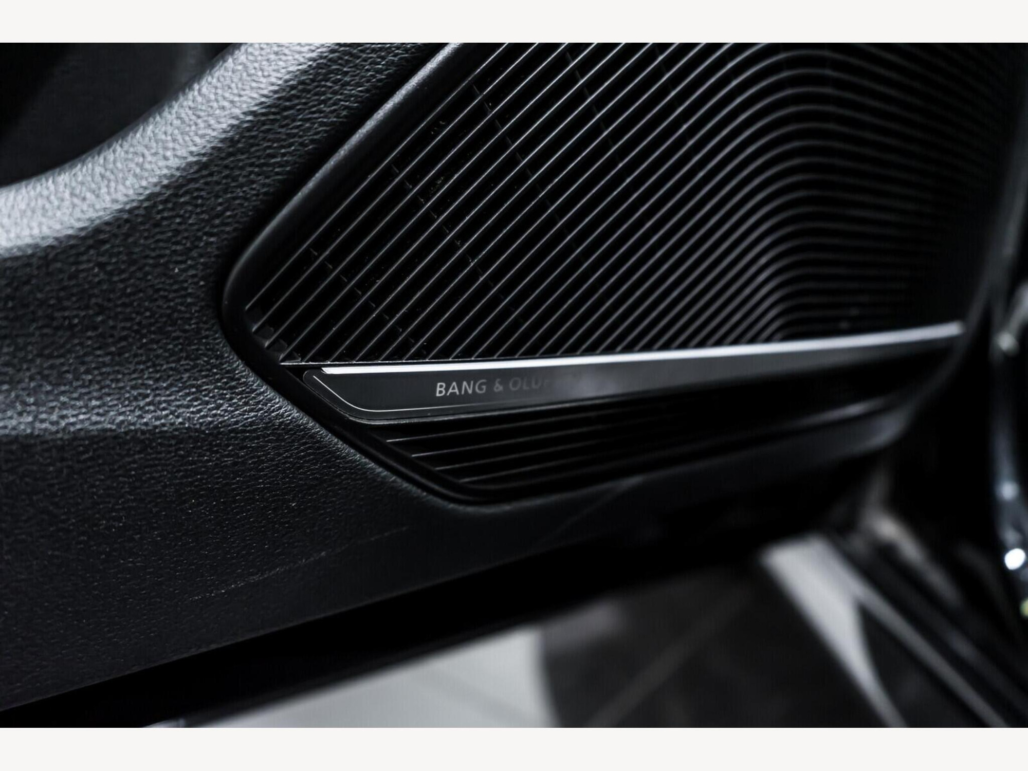 2021 Audi RS4 Avant image 20