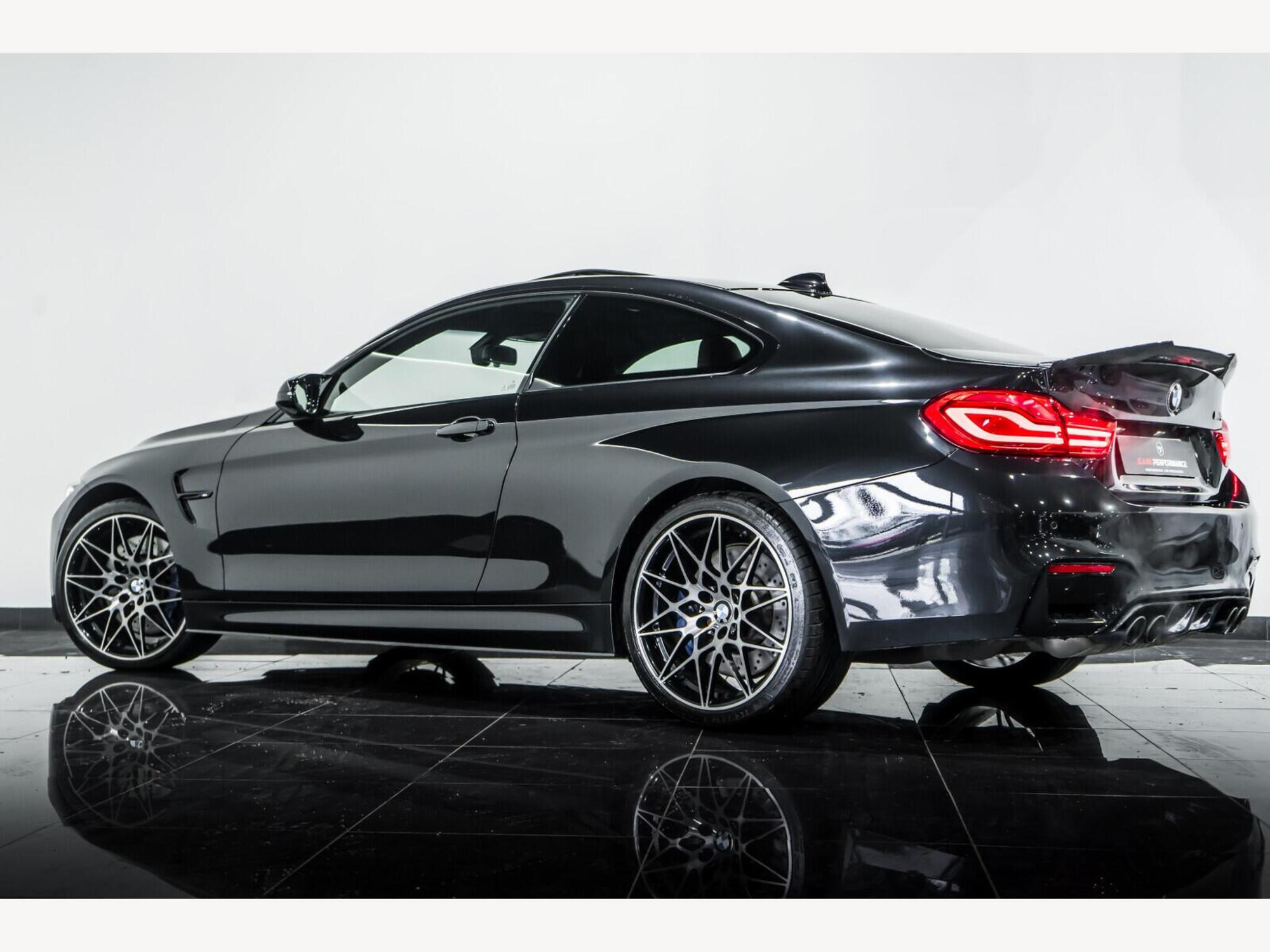 2017 BMW M4 image 4