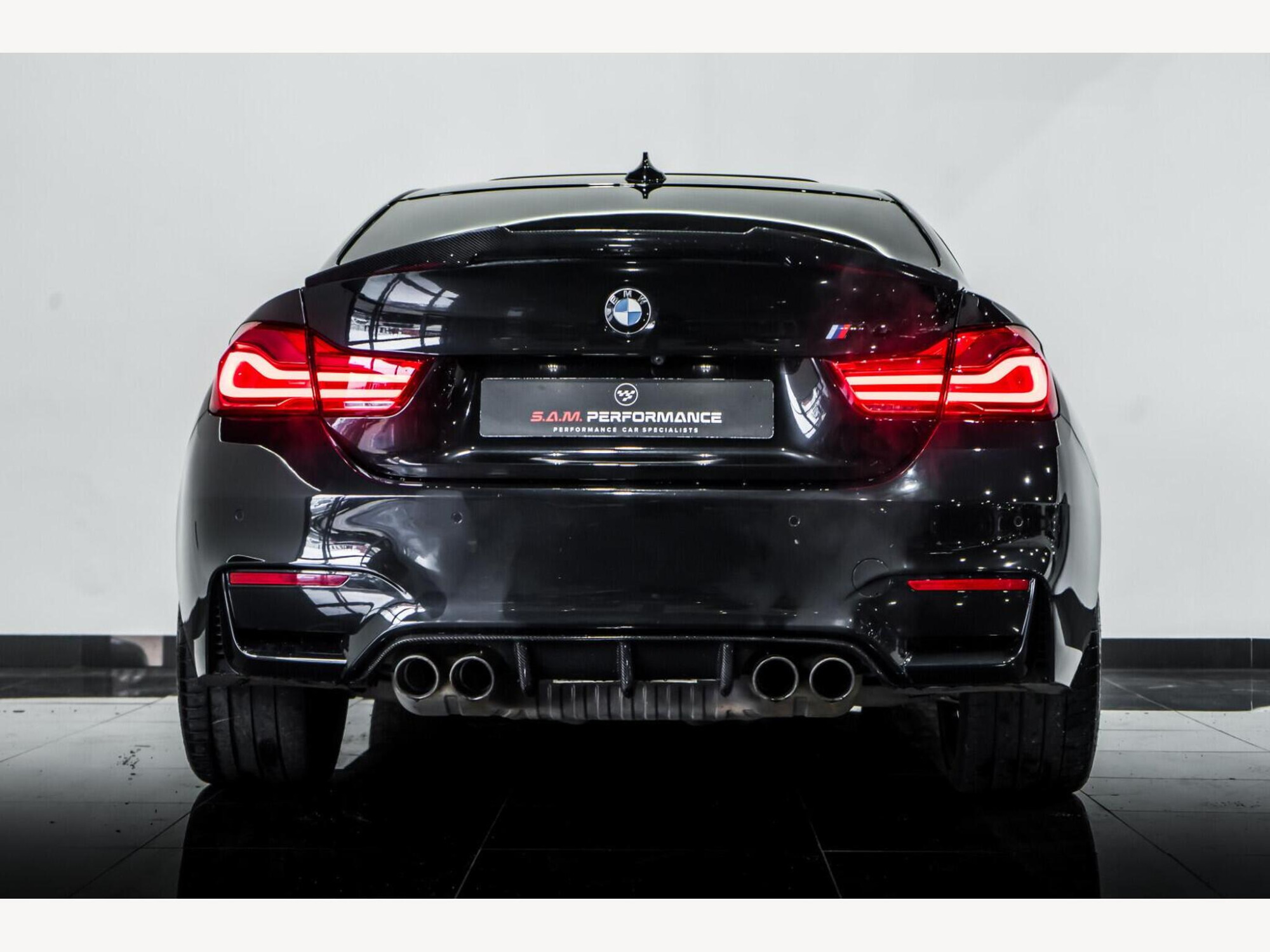 2017 BMW M4 image 8
