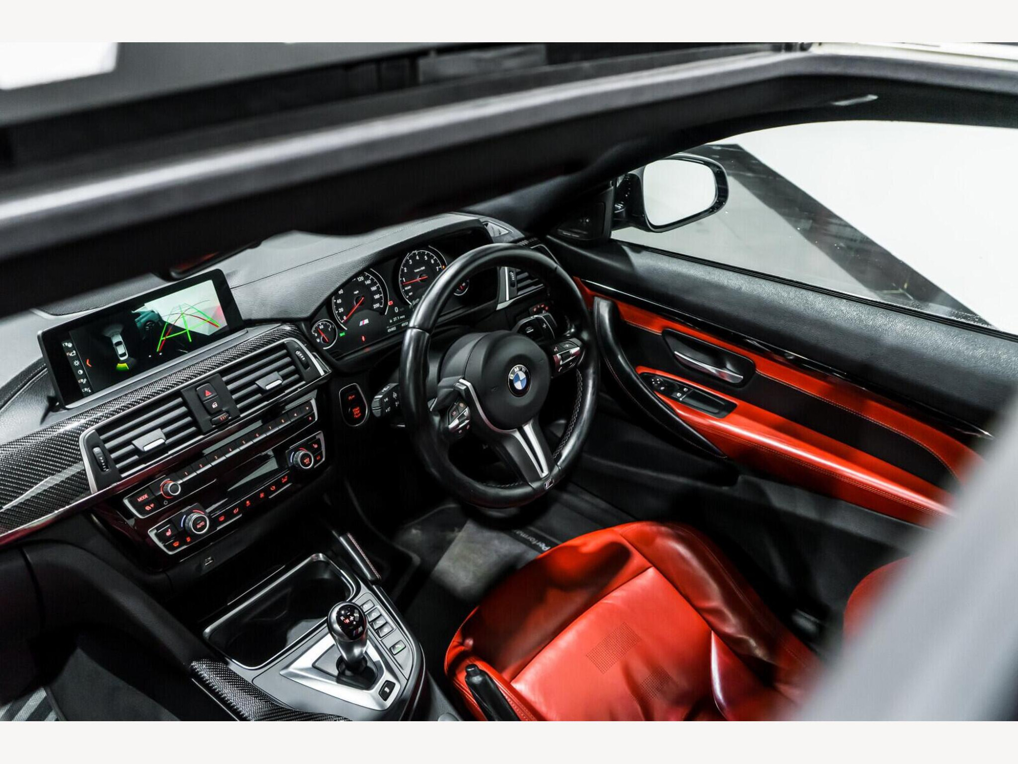 2017 BMW M4 image 11