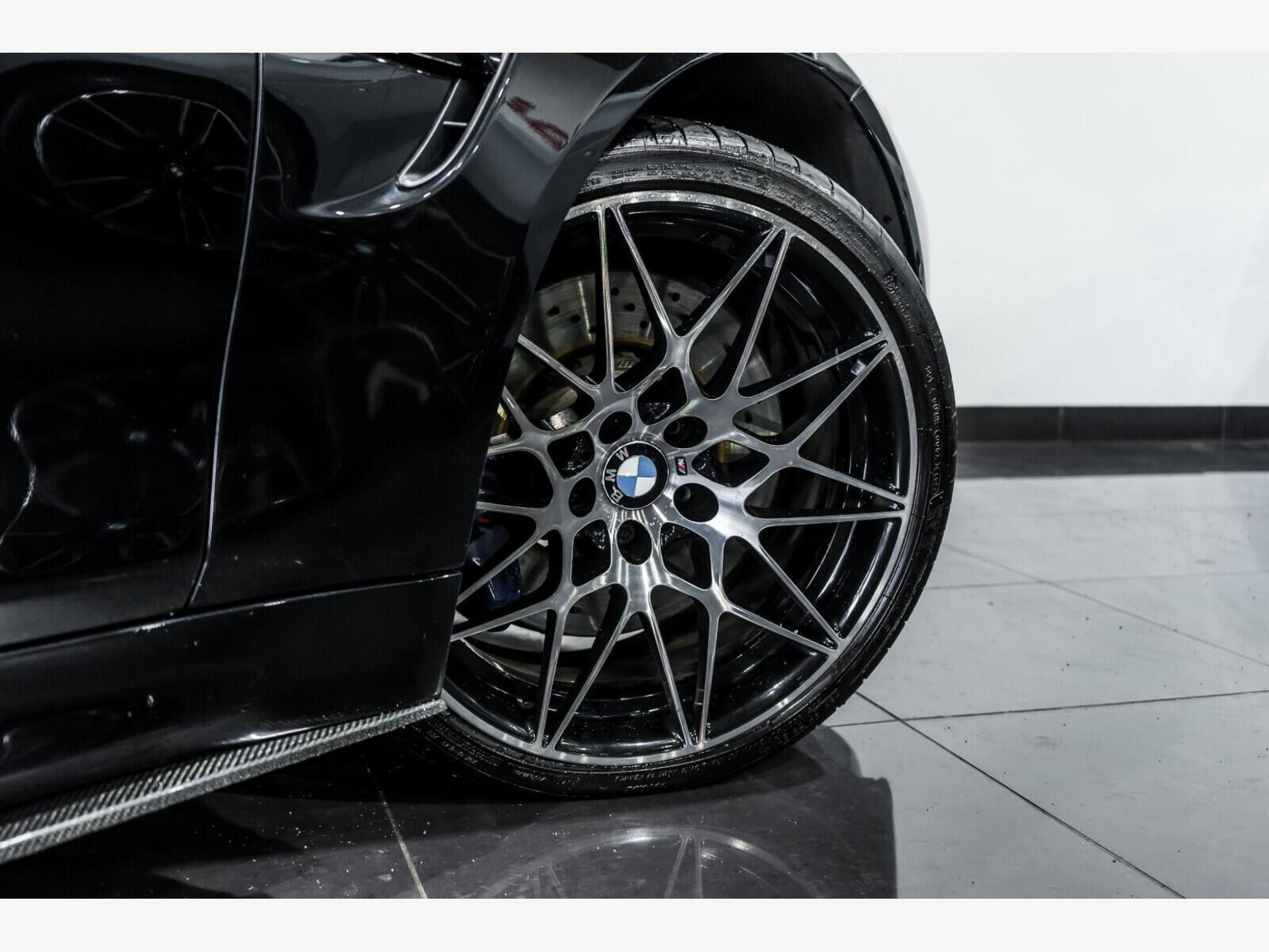 2017 BMW M4 image 9