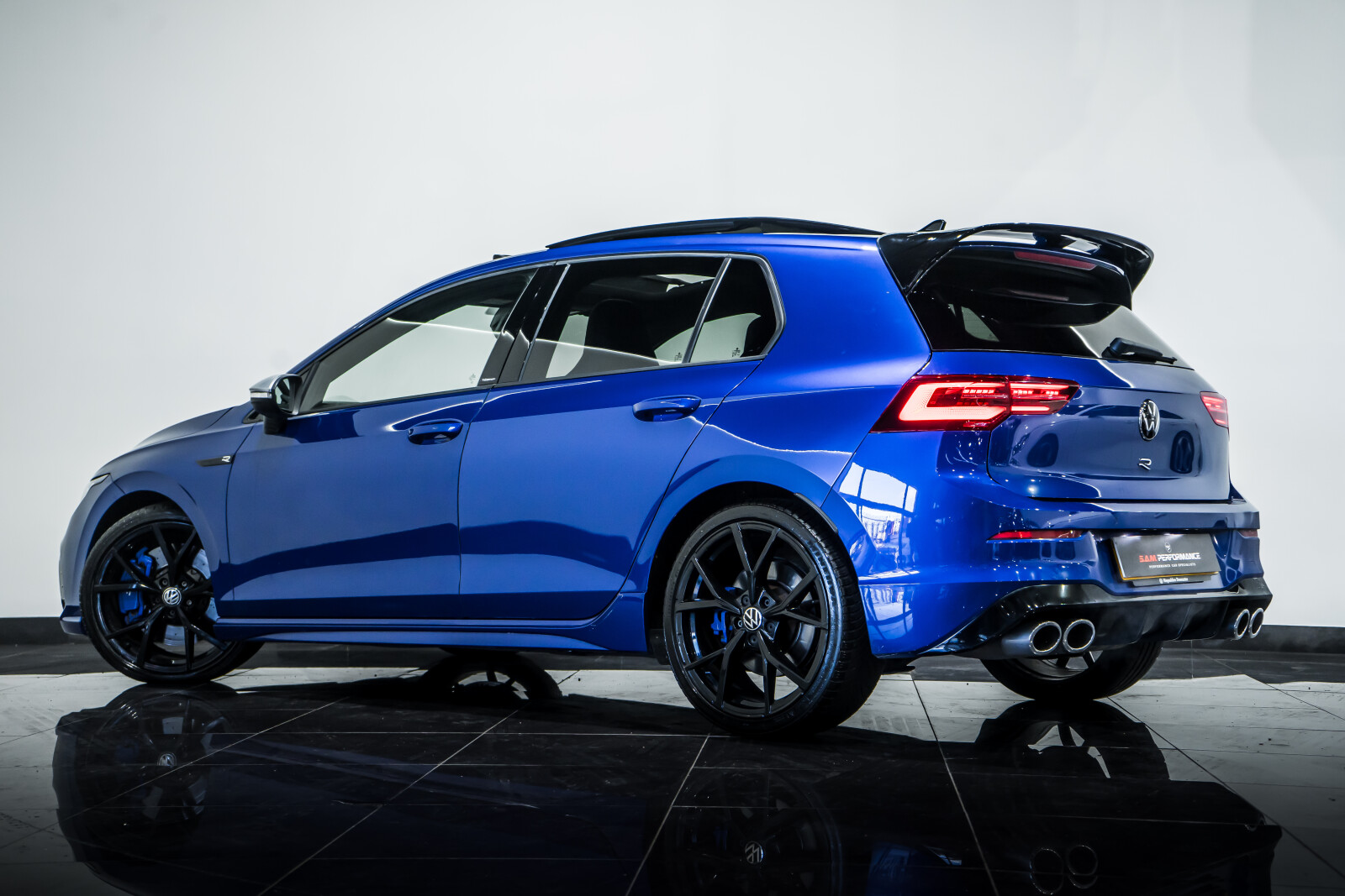 2023 Volkswagen Golf image 4