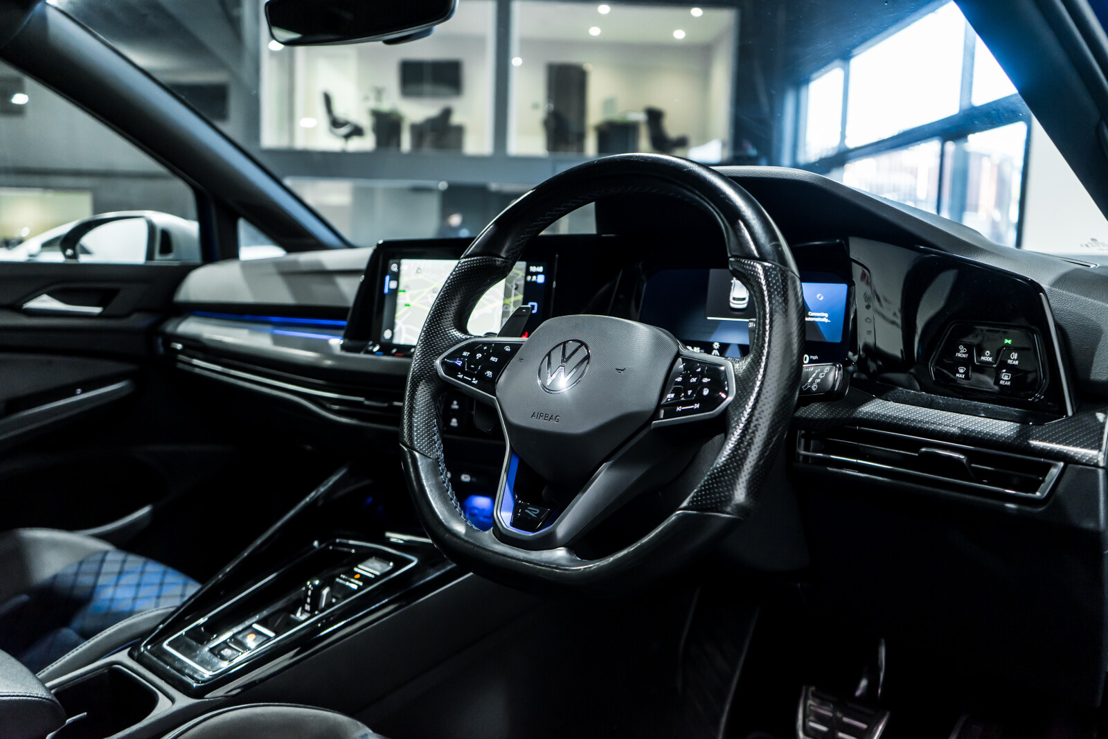 2023 Volkswagen Golf image 10