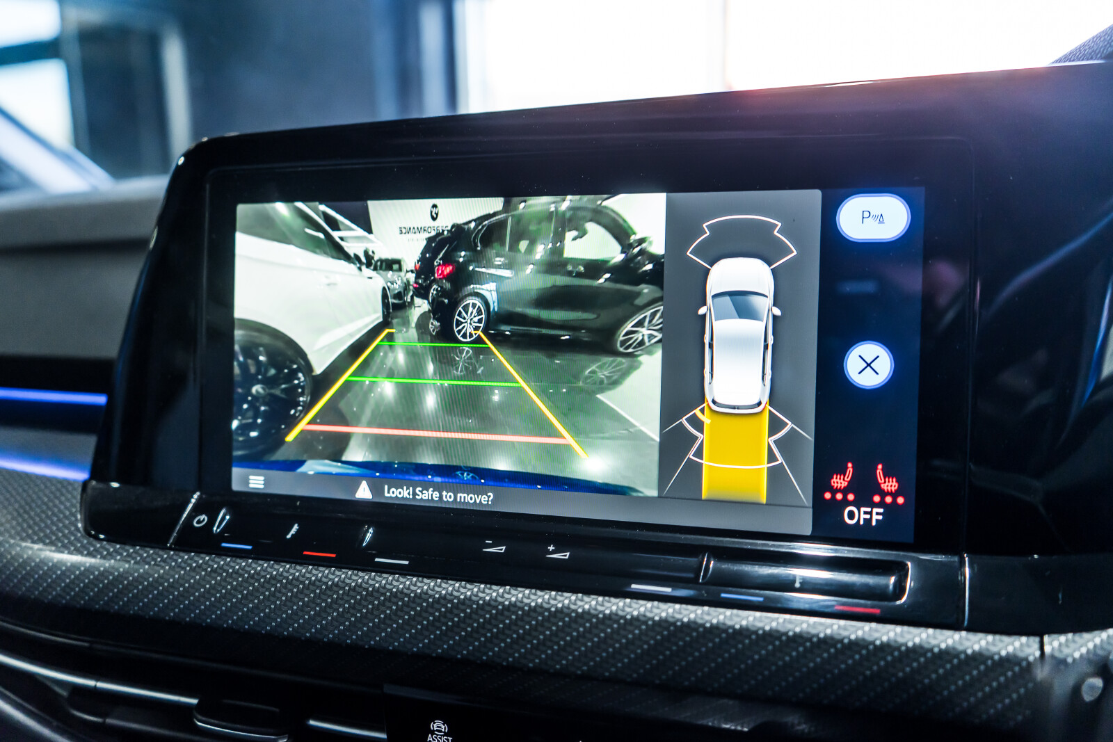 2023 Volkswagen Golf image 19