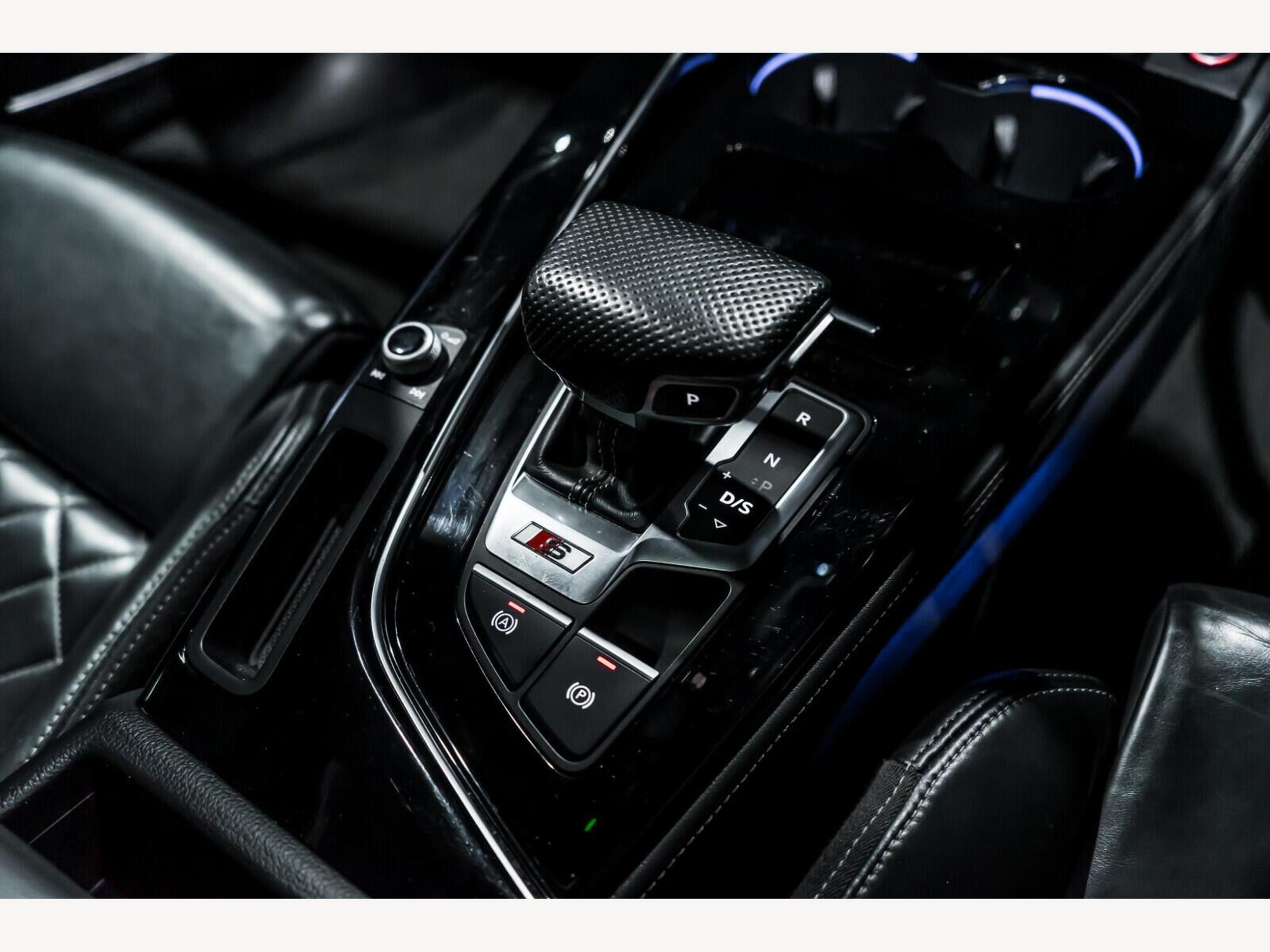 2020 Audi S5 image 18