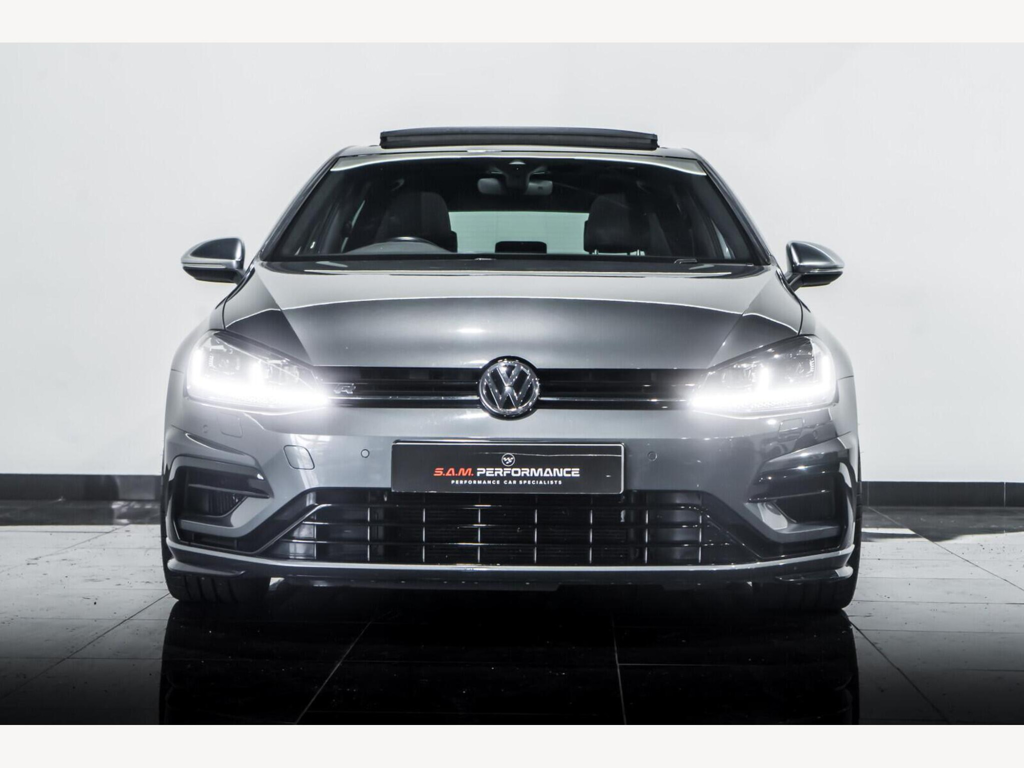 2019 Volkswagen Golf image 7