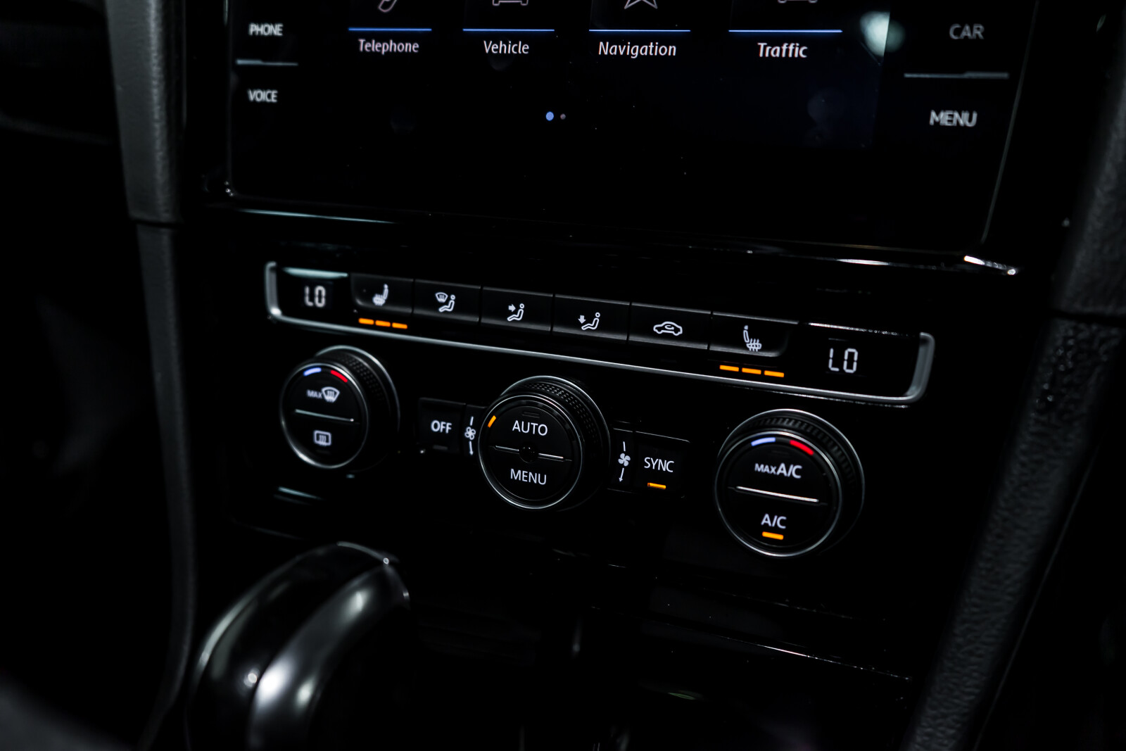 2019 Volkswagen Golf image 17
