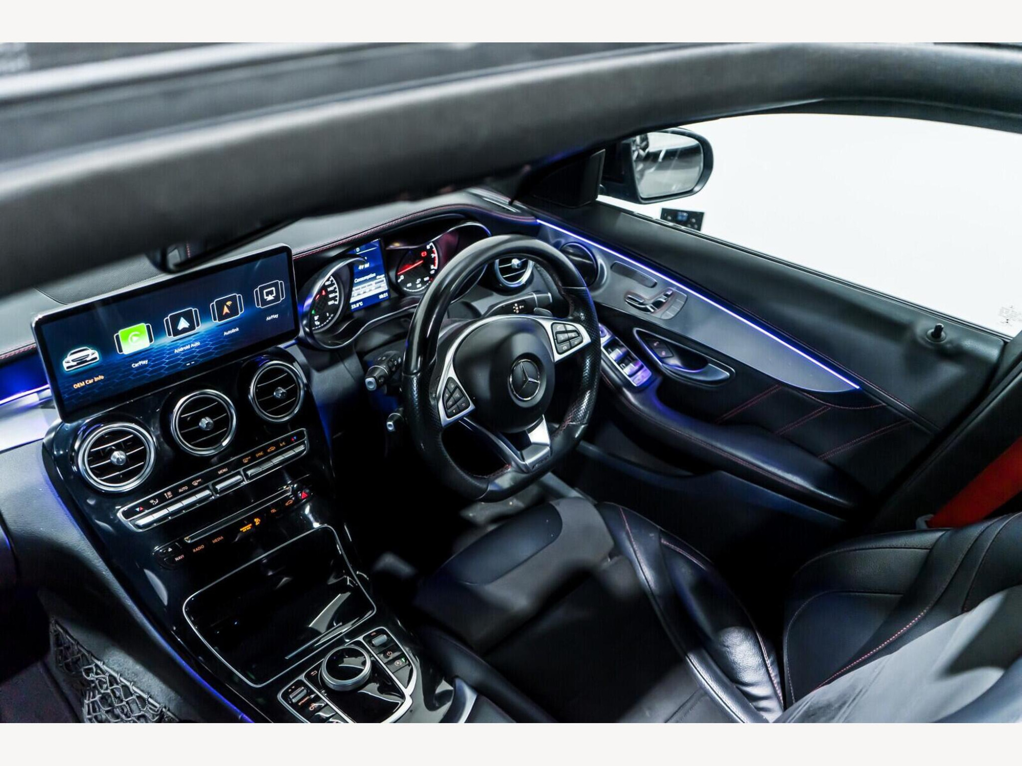 2017 Mercedes-Benz C Class image 11