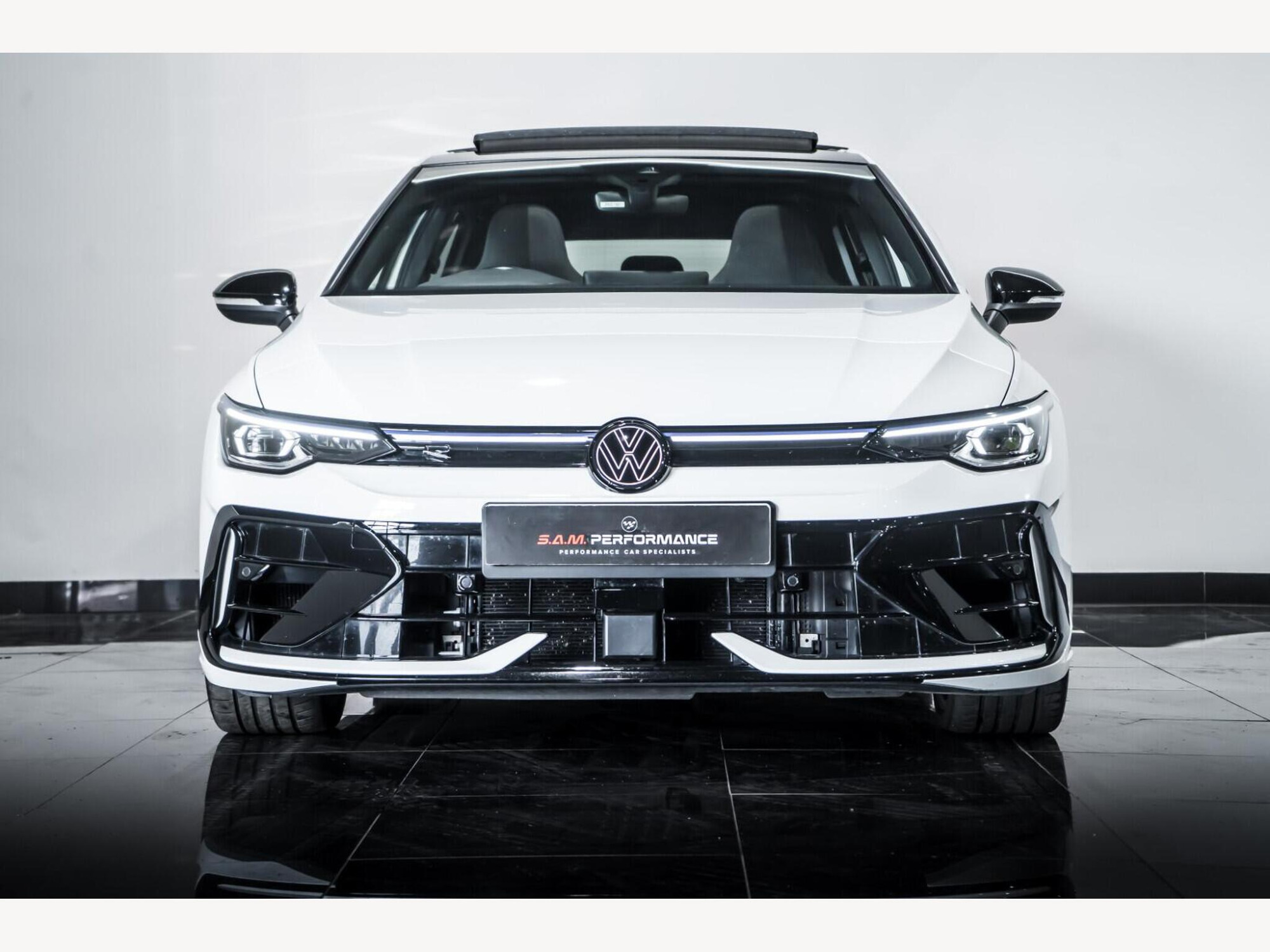 2025 Volkswagen Golf image 7
