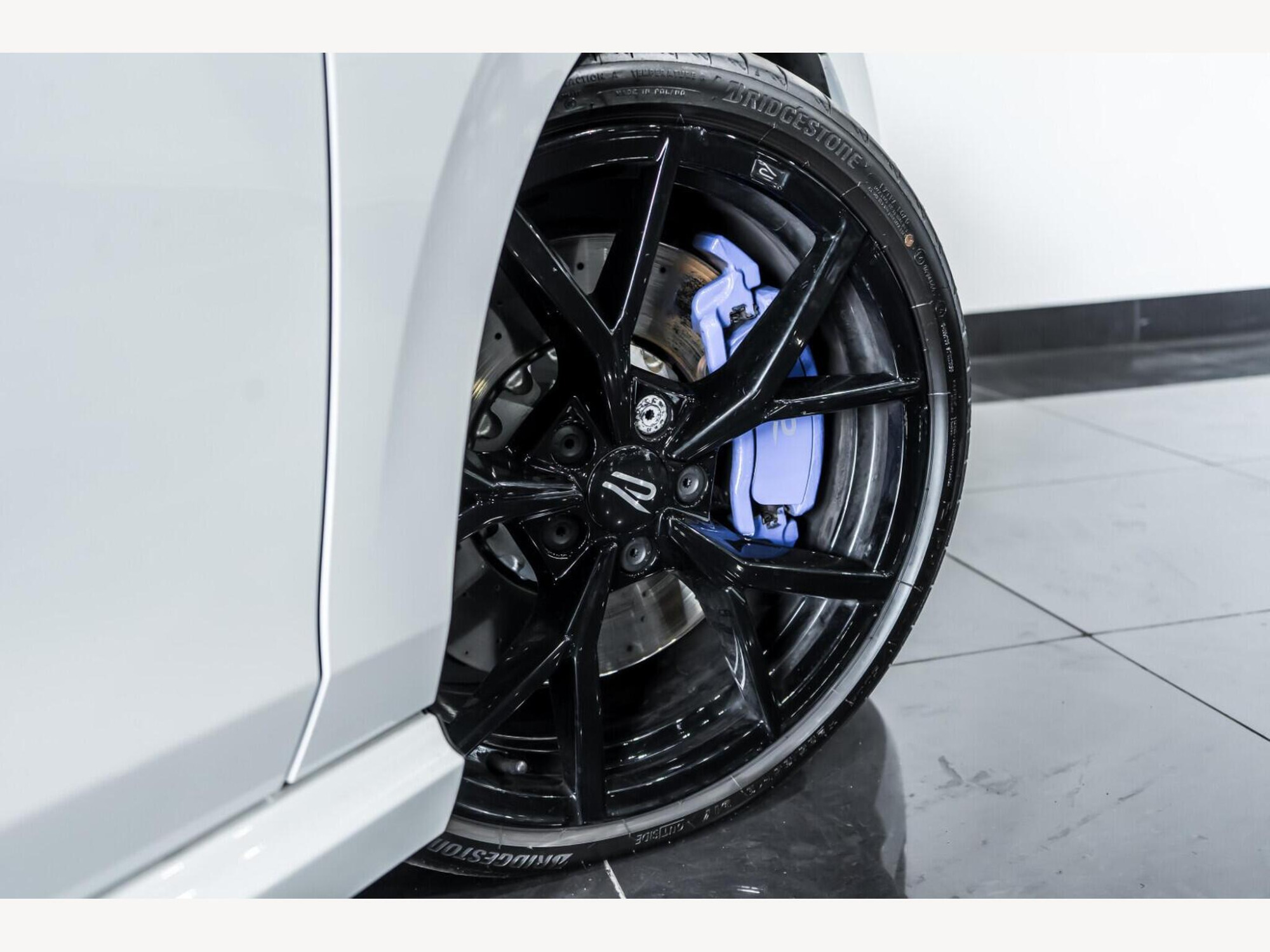 2025 Volkswagen Golf image 10