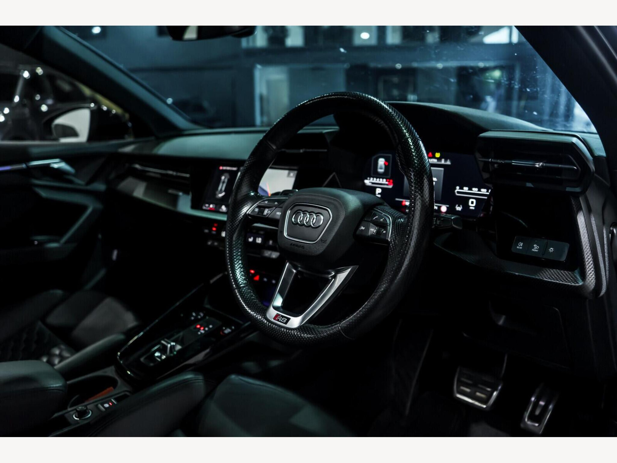 2022 Audi RS3 image 11