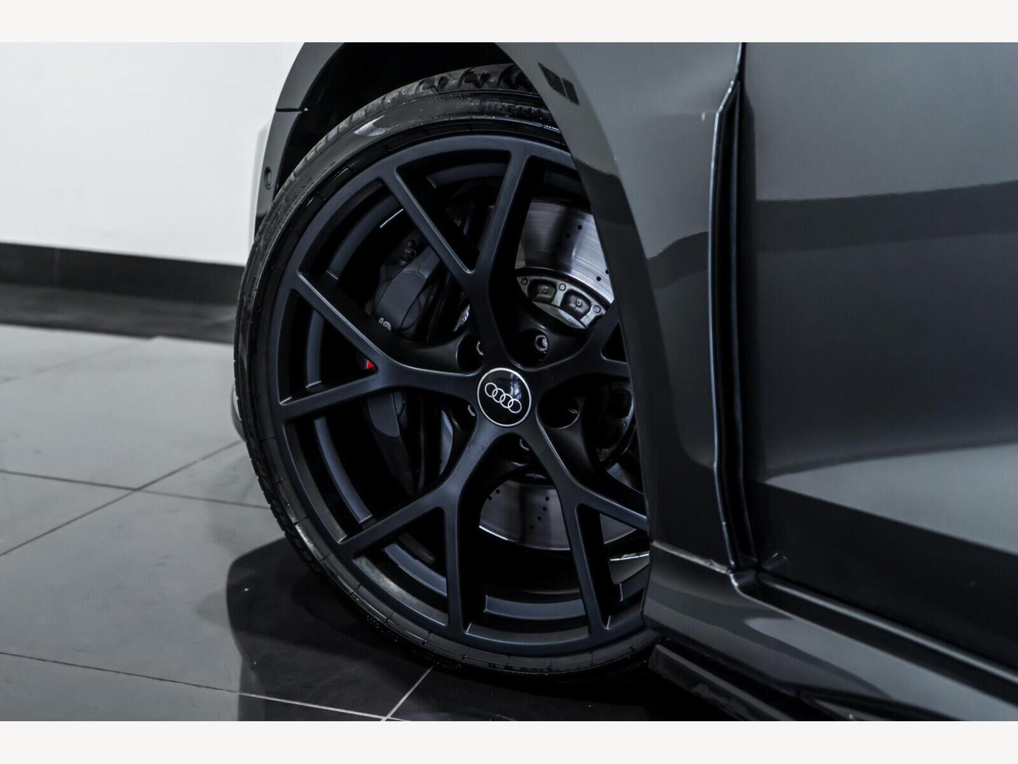 2022 Audi RS3 image 10