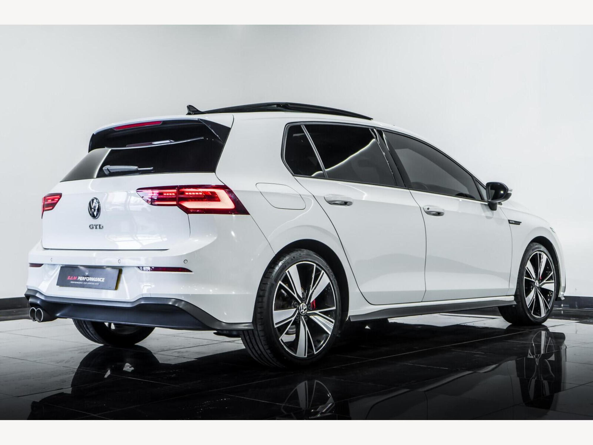 2022 Volkswagen Golf image 6