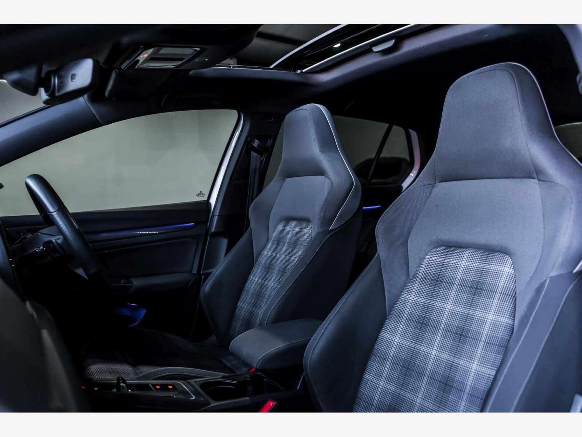 2022 Volkswagen Golf image 14