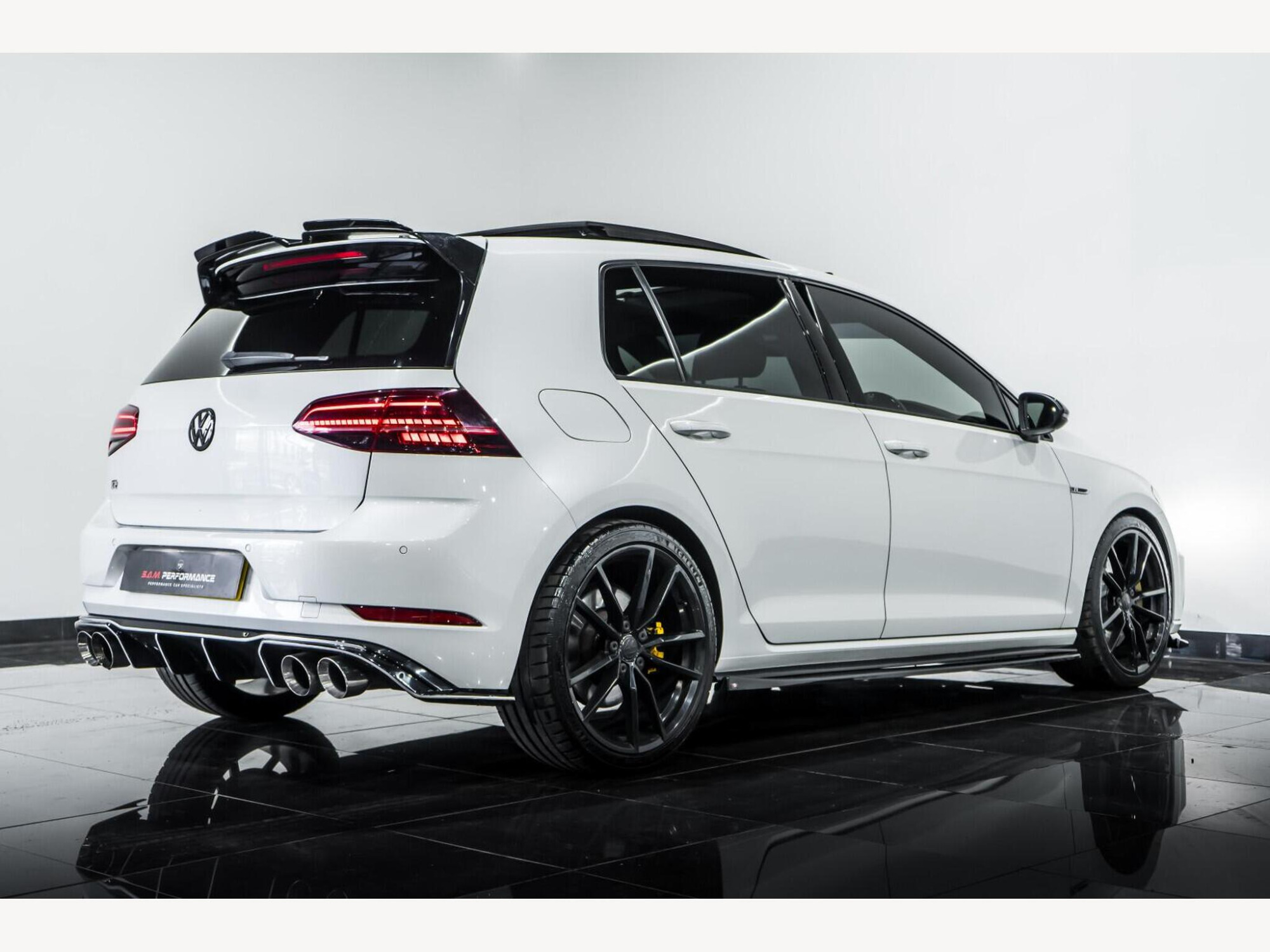 2018 Volkswagen Golf image 6
