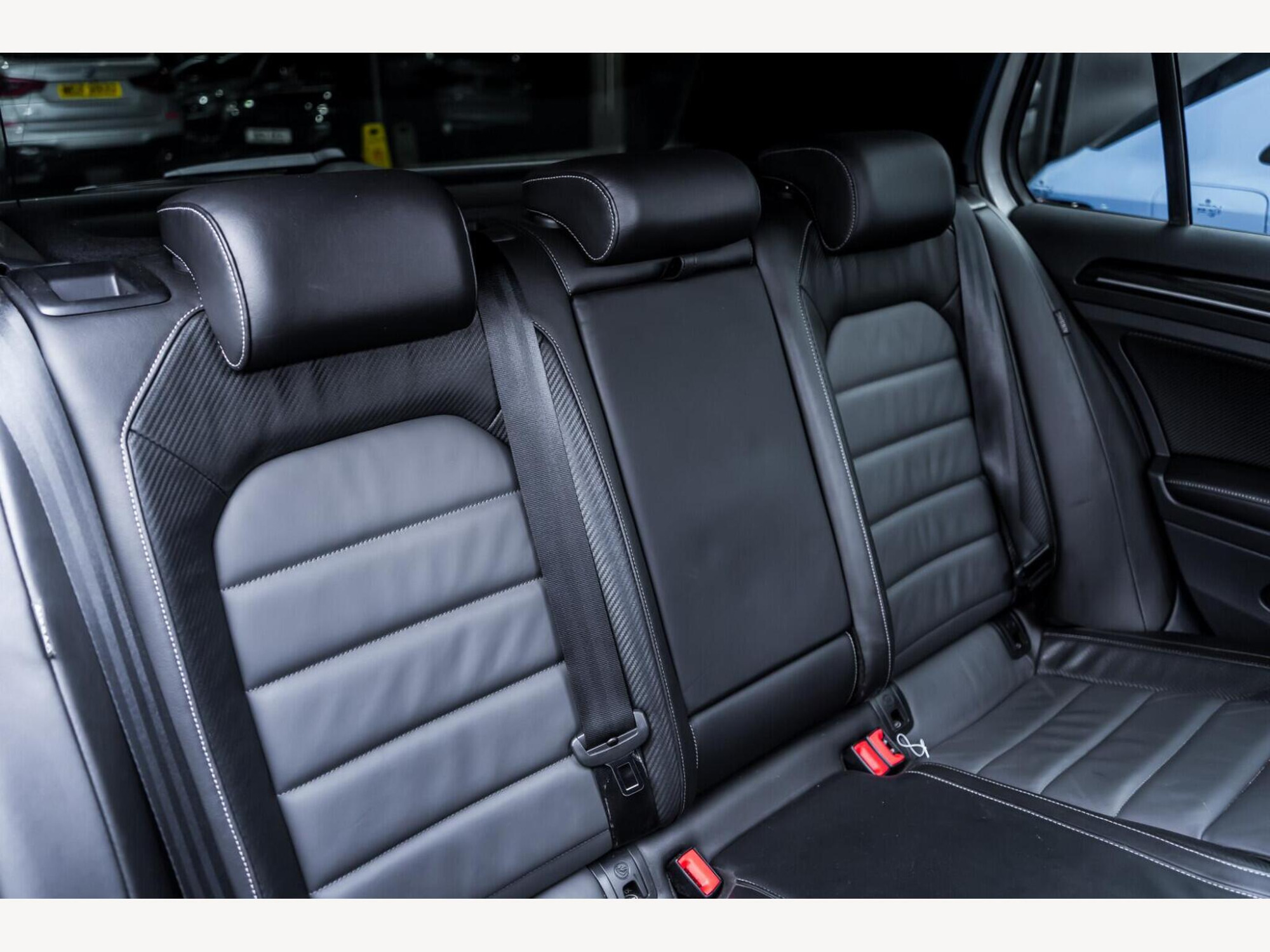 2018 Volkswagen Golf image 15