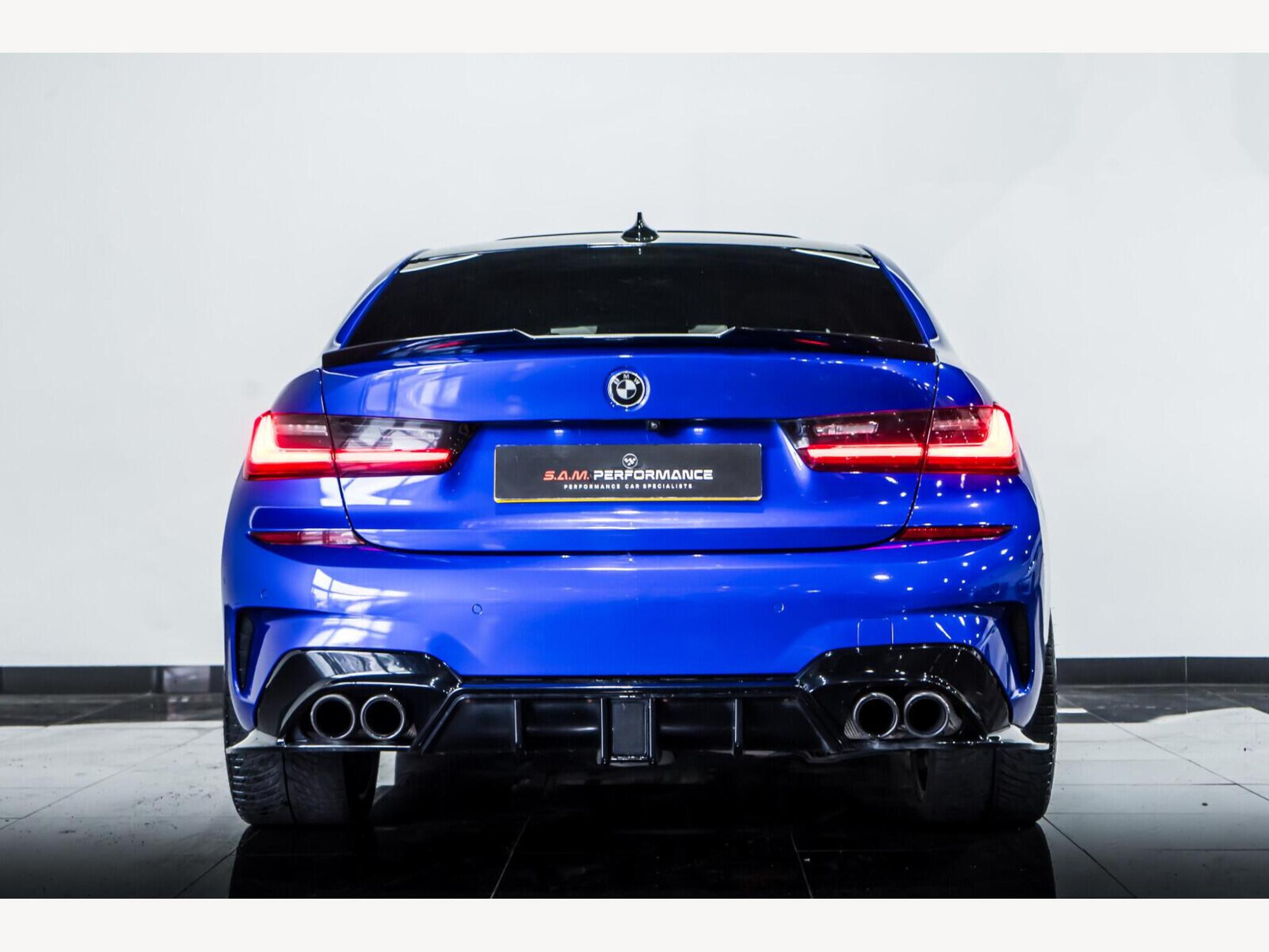 2019 BMW 3 Series image 8