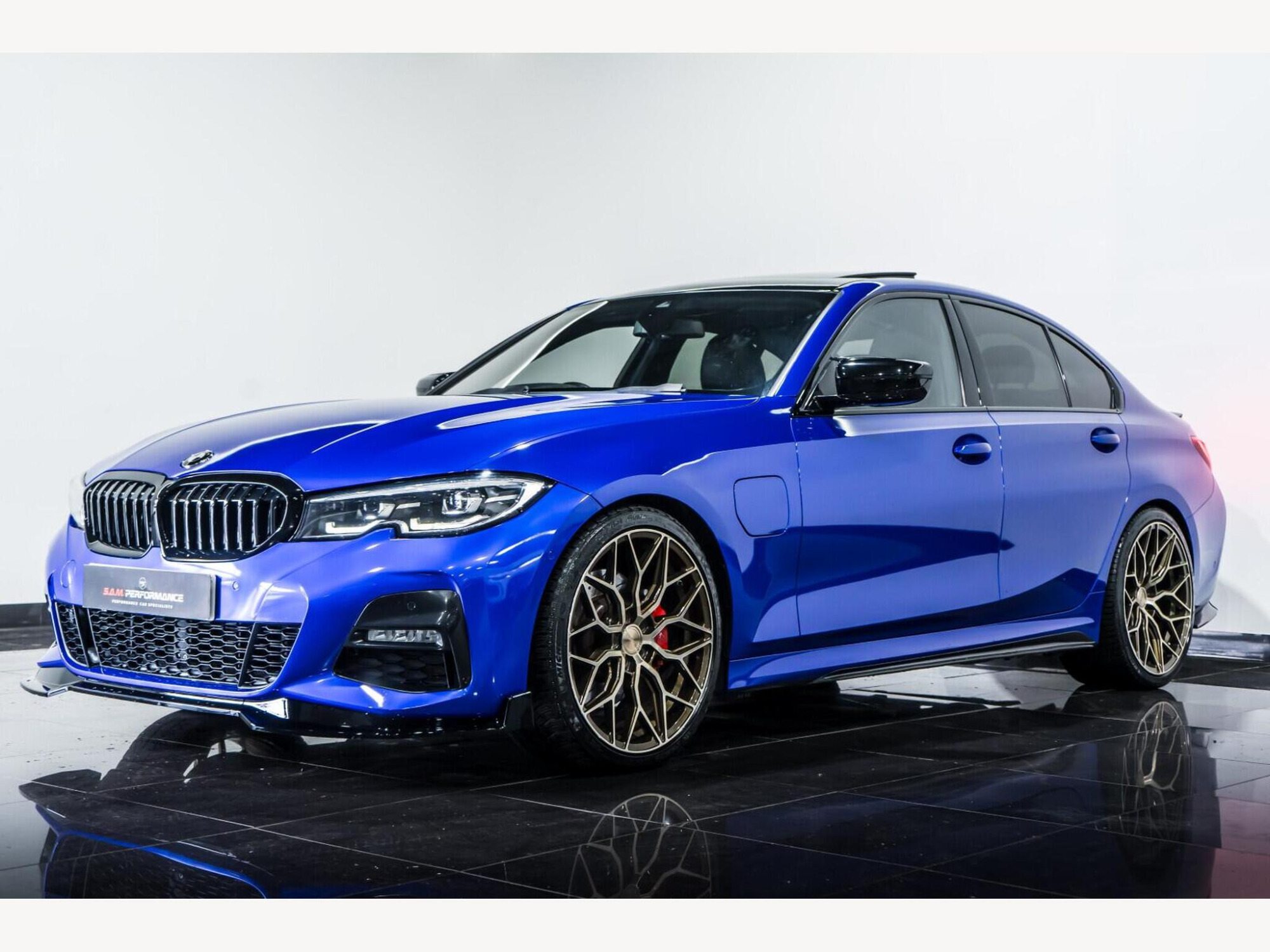 2019 BMW 3 Series image 5