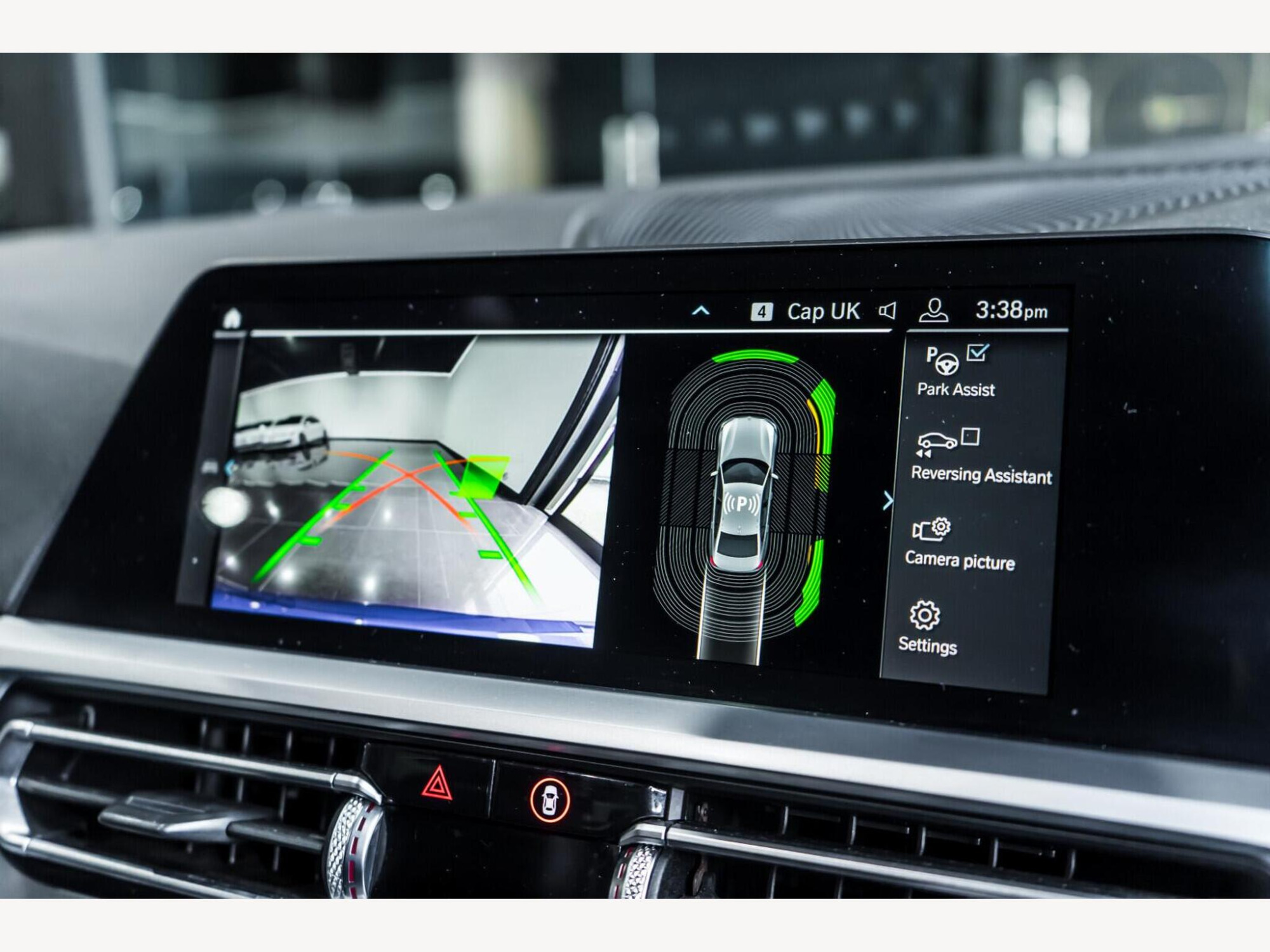 2019 BMW 3 Series image 12