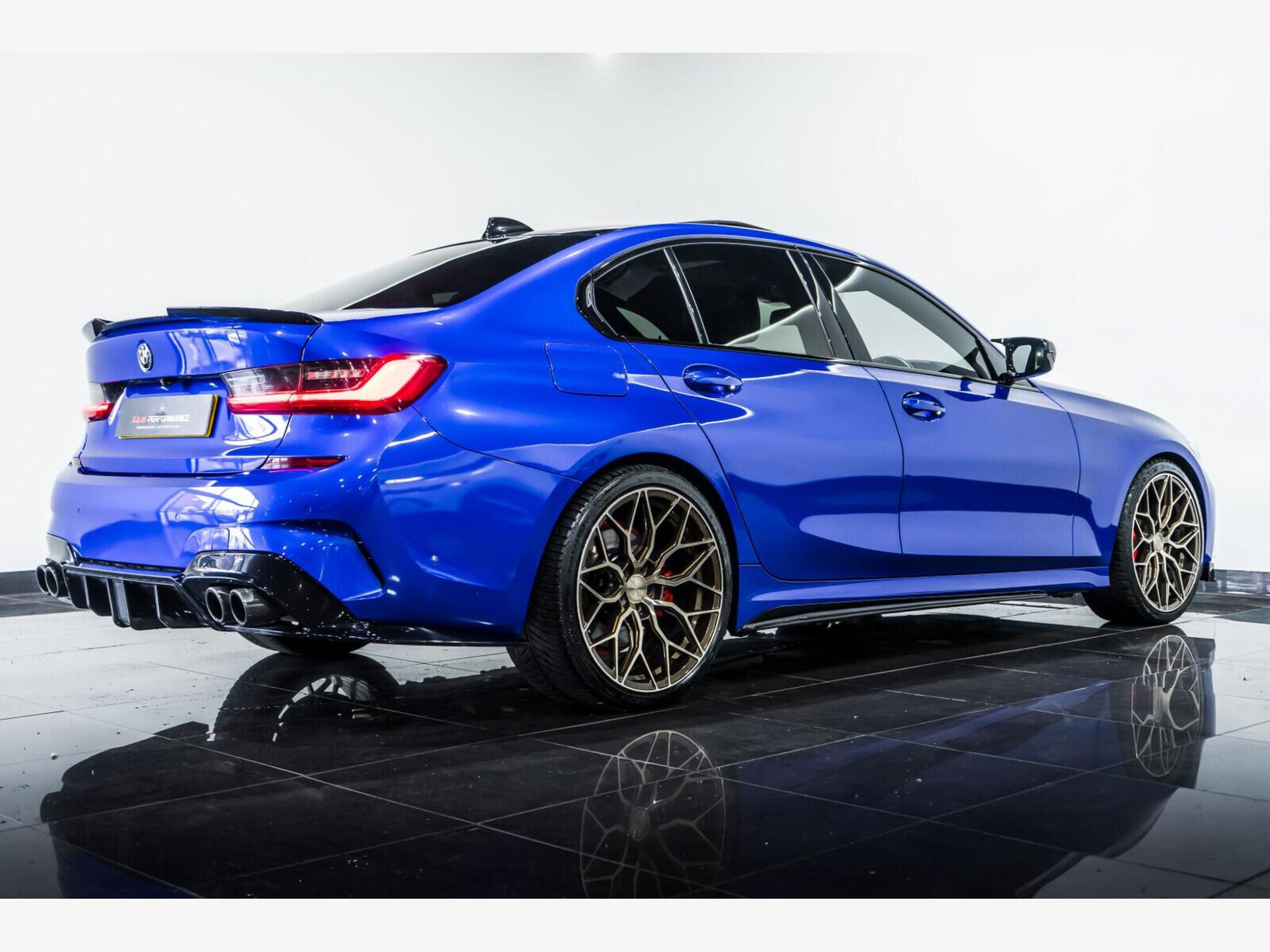 2019 BMW 3 Series image 6