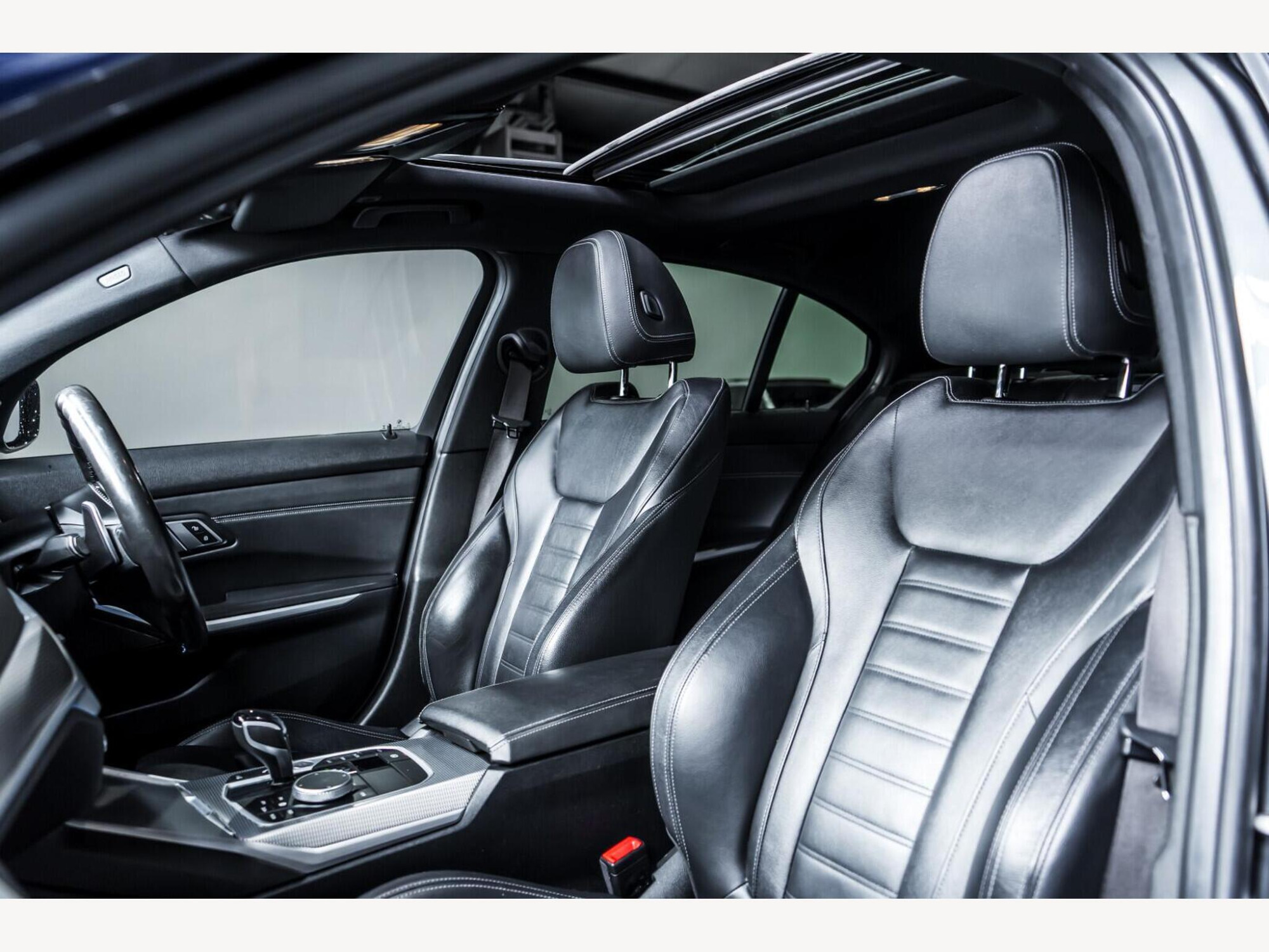 2019 BMW 3 Series image 20
