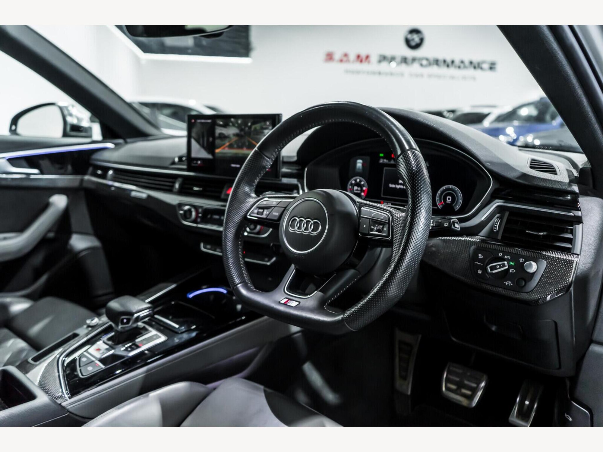 2019 Audi S4 Avant image 11