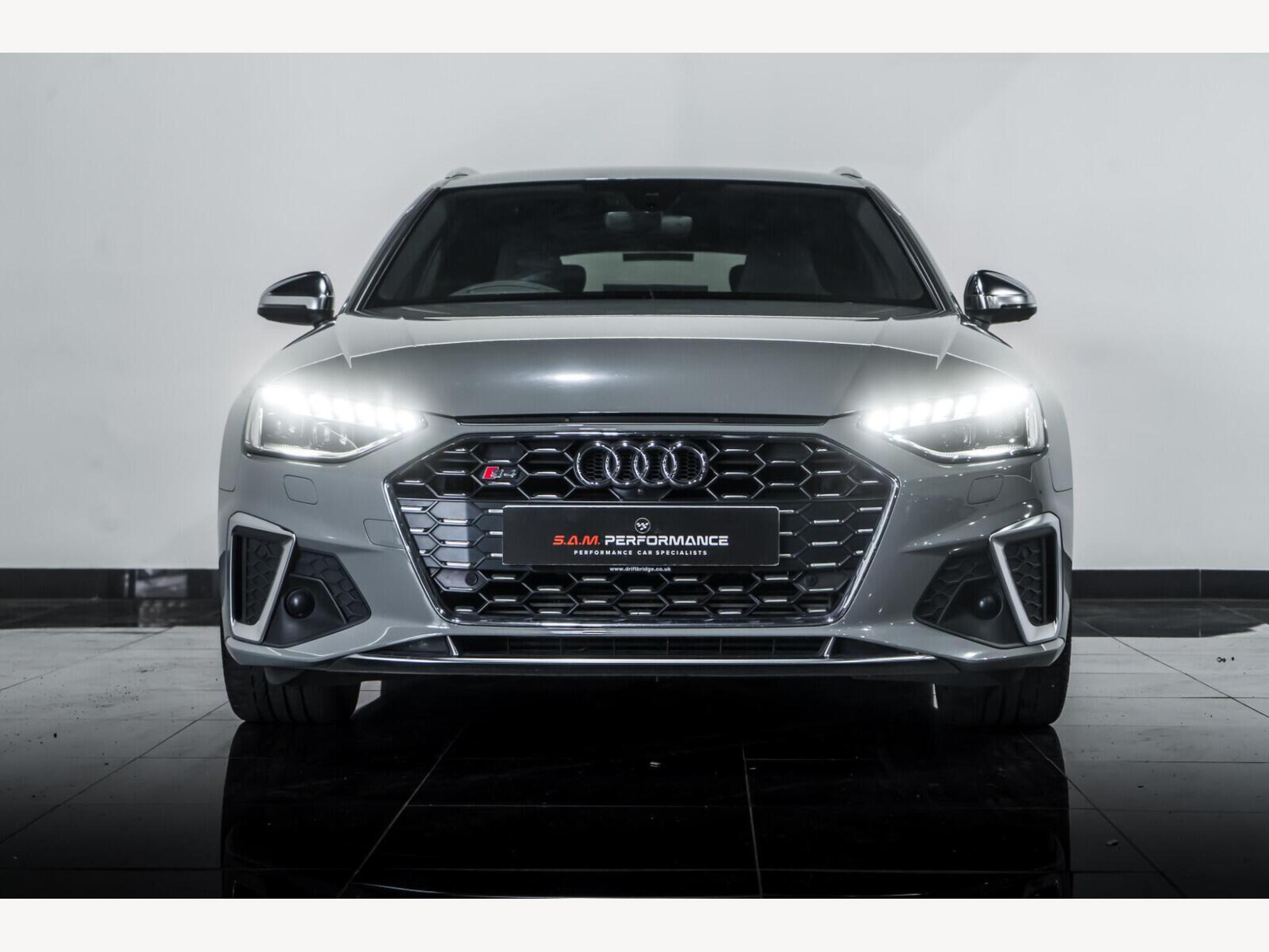 2019 Audi S4 Avant image 7