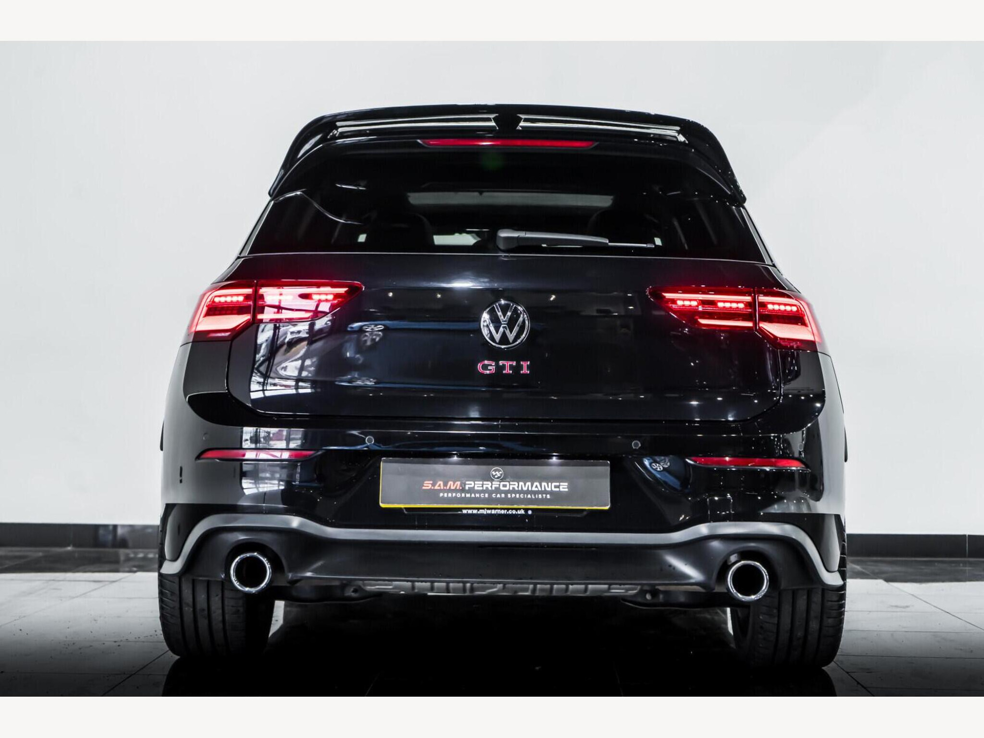 2021 Volkswagen Golf image 8