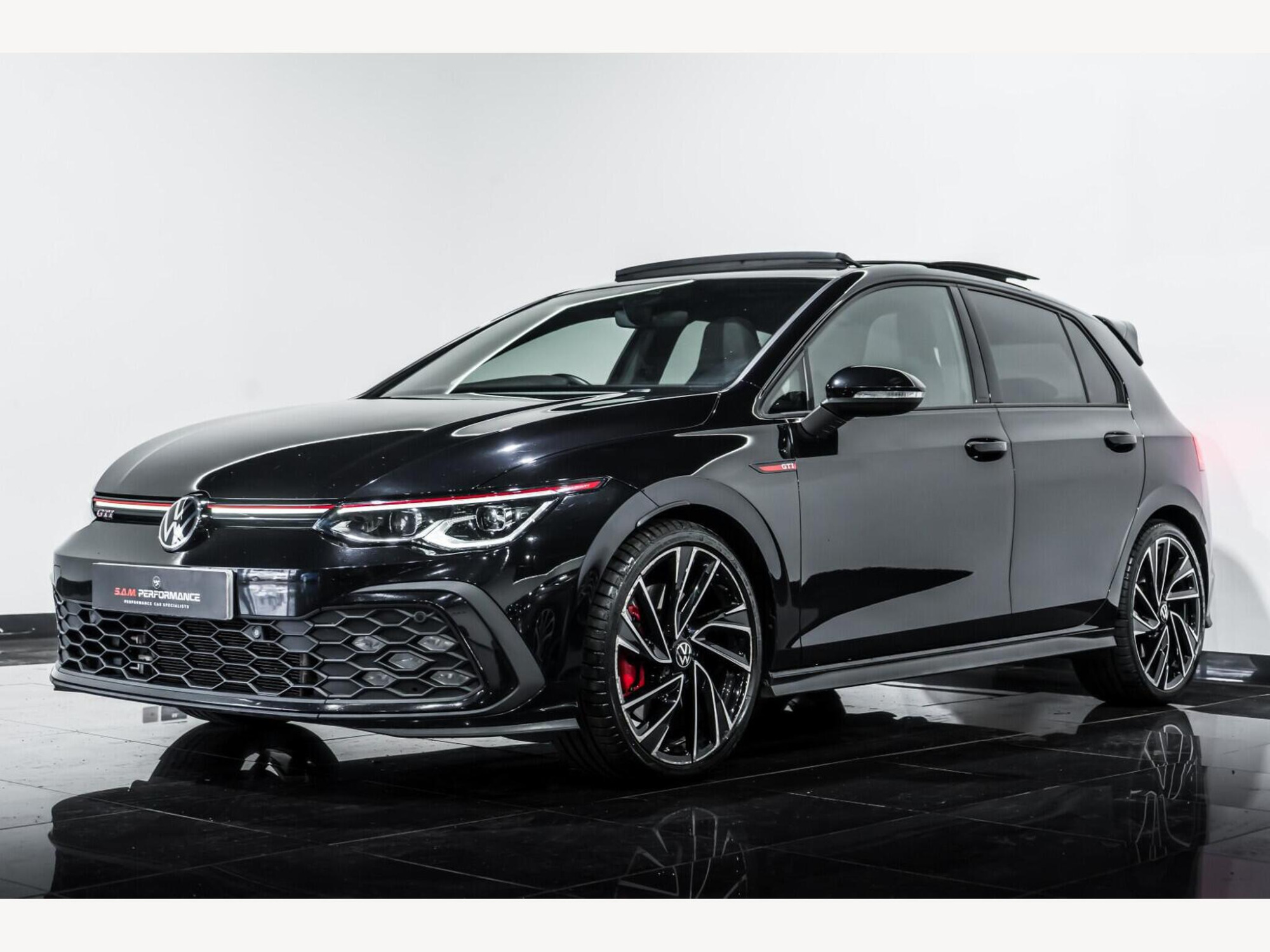 2021 Volkswagen Golf image 5