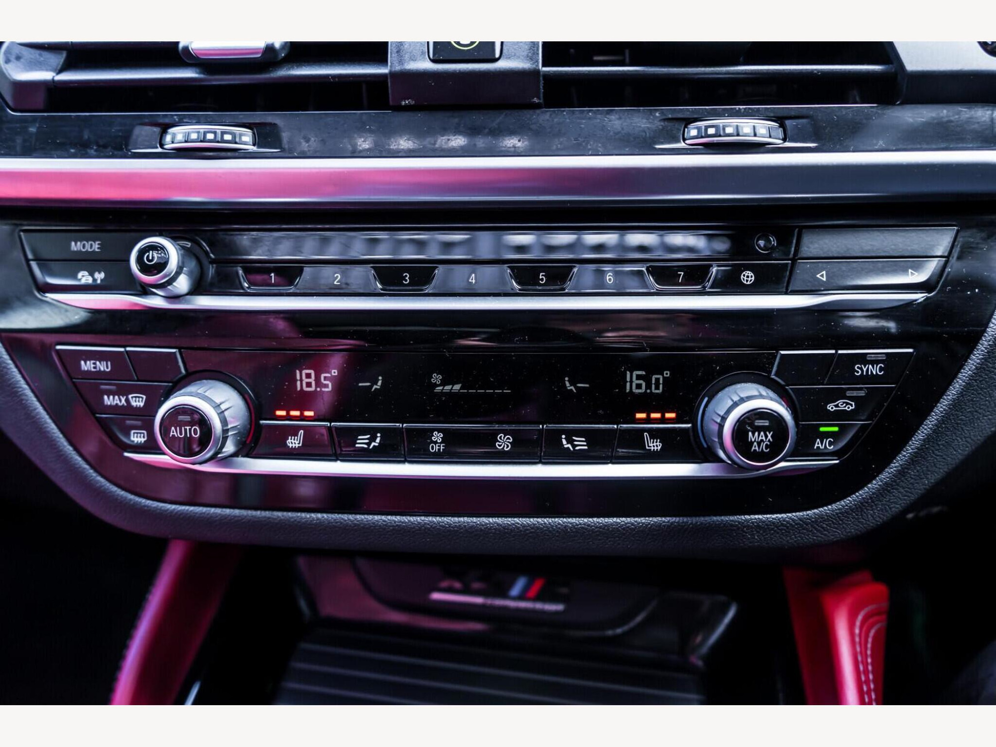 2021 BMW X4 M image 23