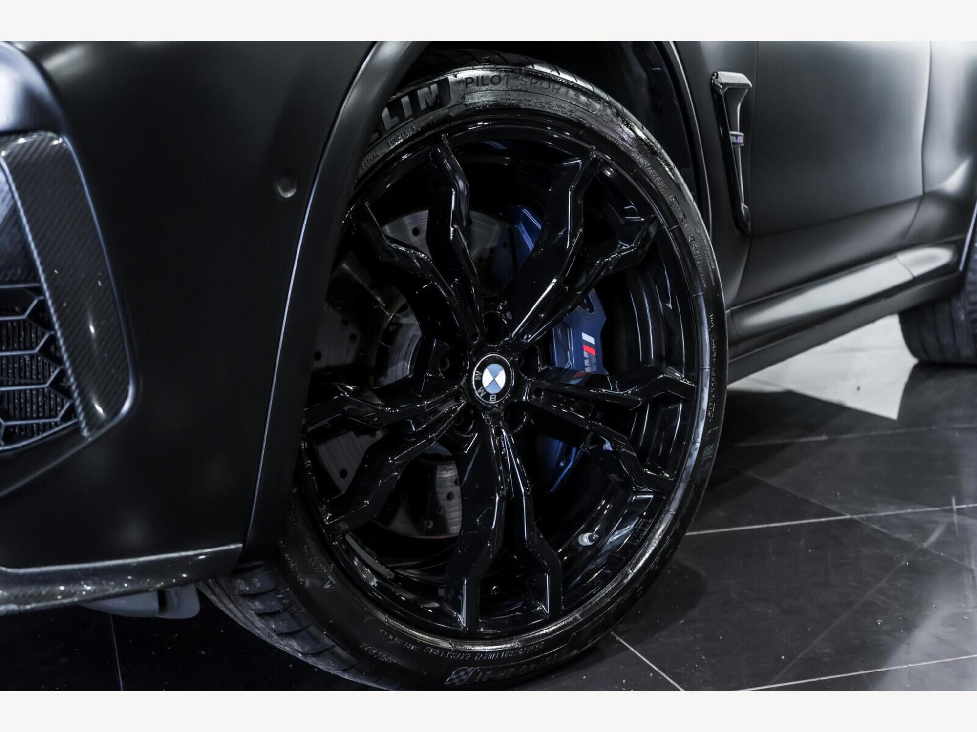 2021 BMW X4 M image 10