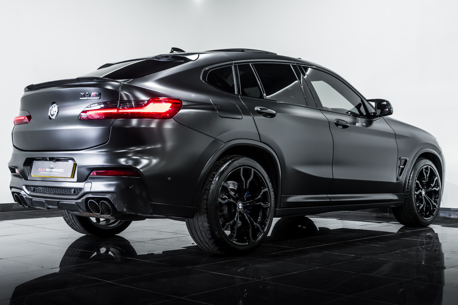 2021 BMW X4 M image 6
