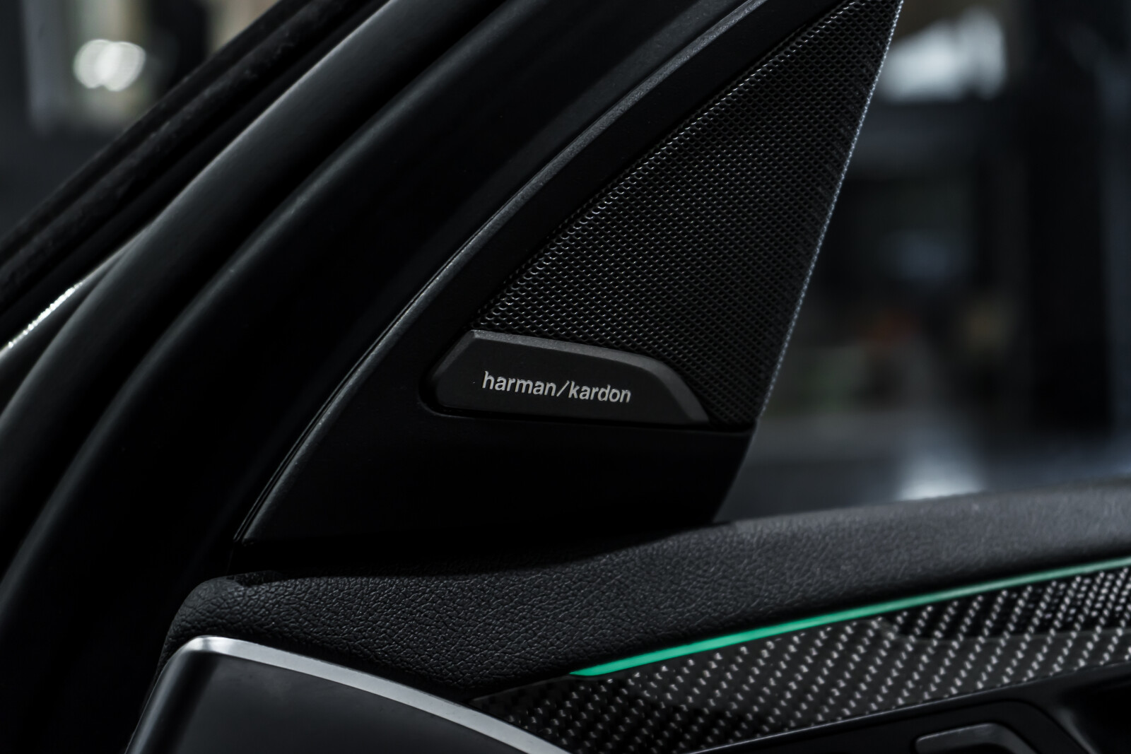 2021 BMW X4 M image 19