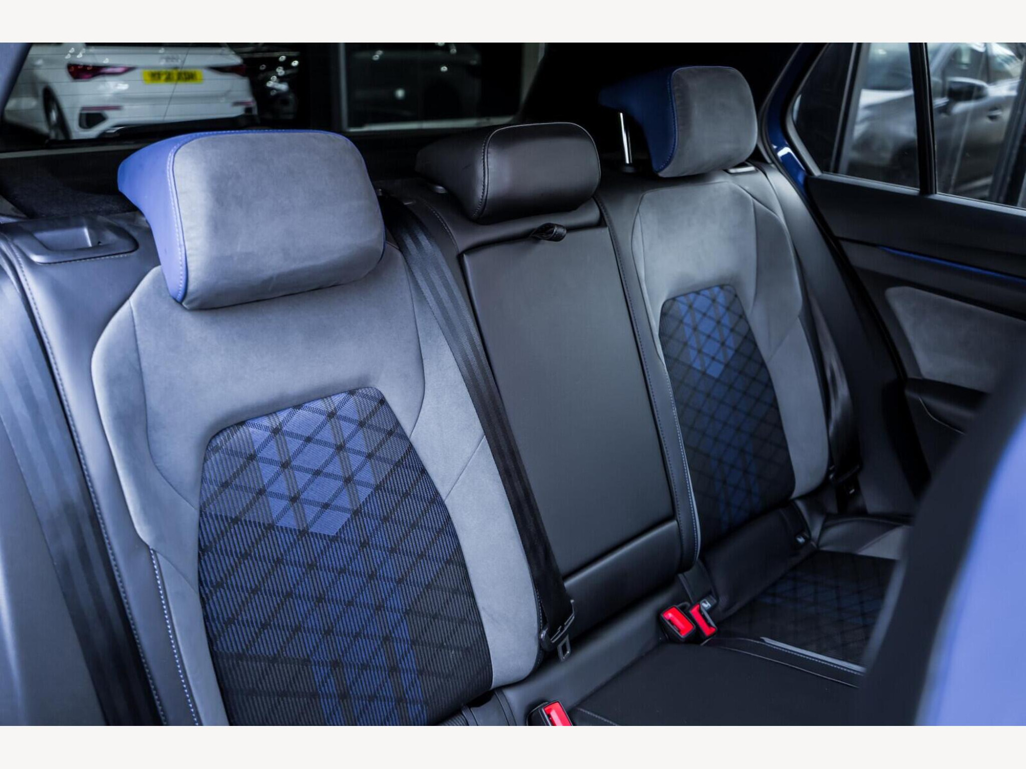 2025 Volkswagen Golf image 15