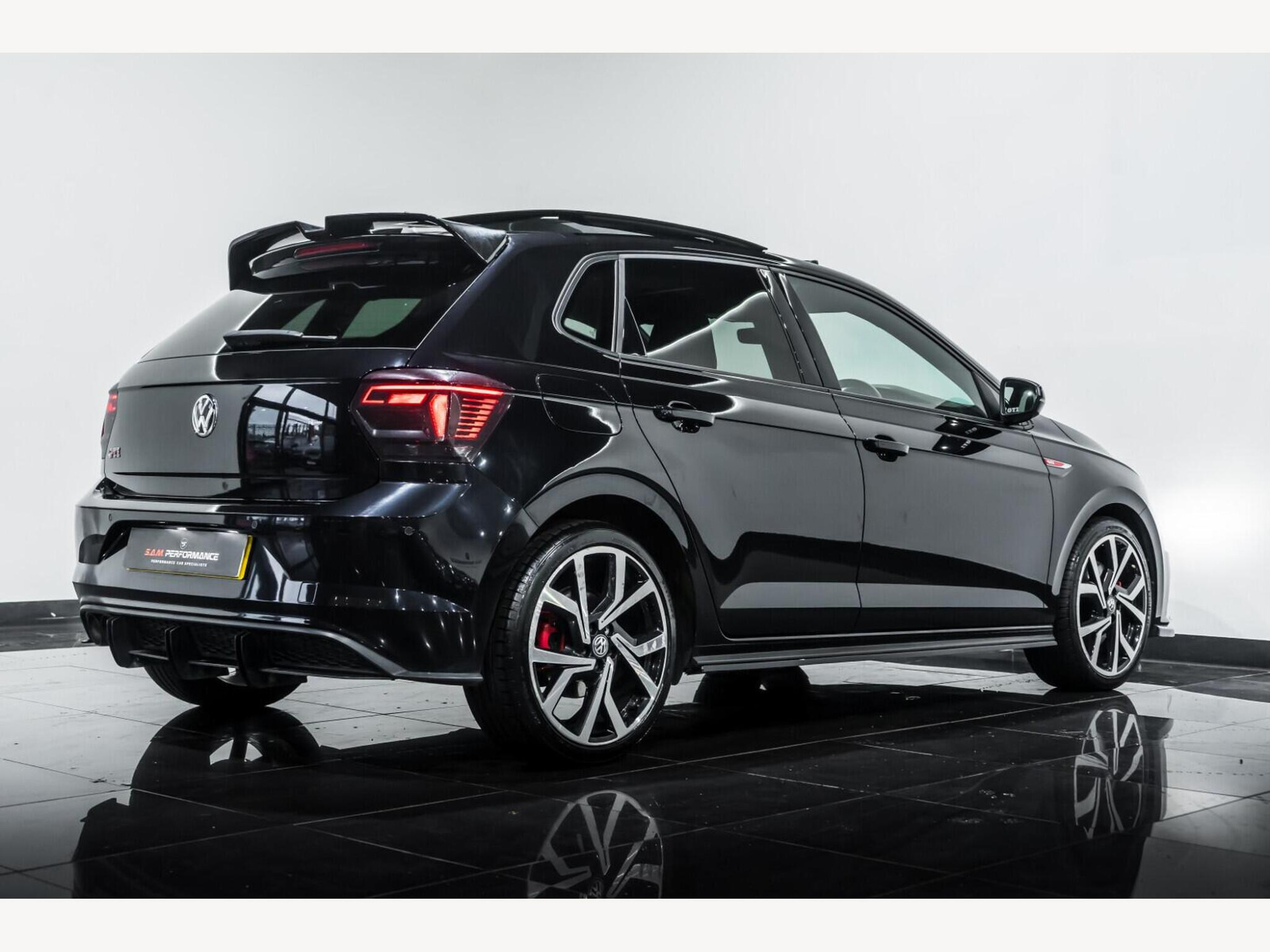 2019 Volkswagen Polo image 6