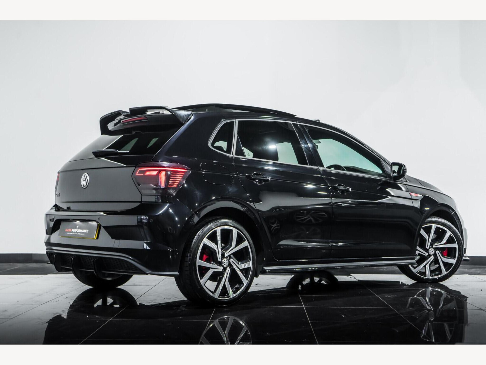 2019 Volkswagen Polo image 3