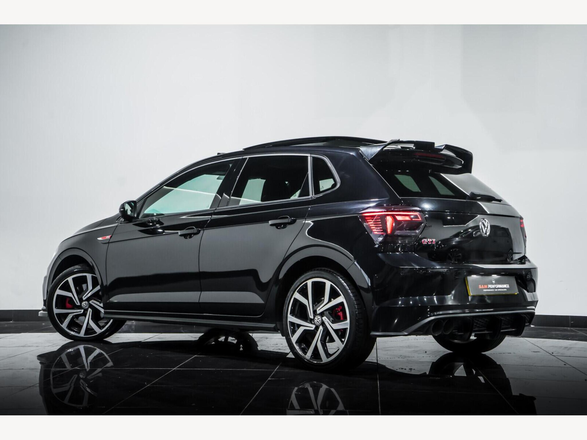 2019 Volkswagen Polo image 4