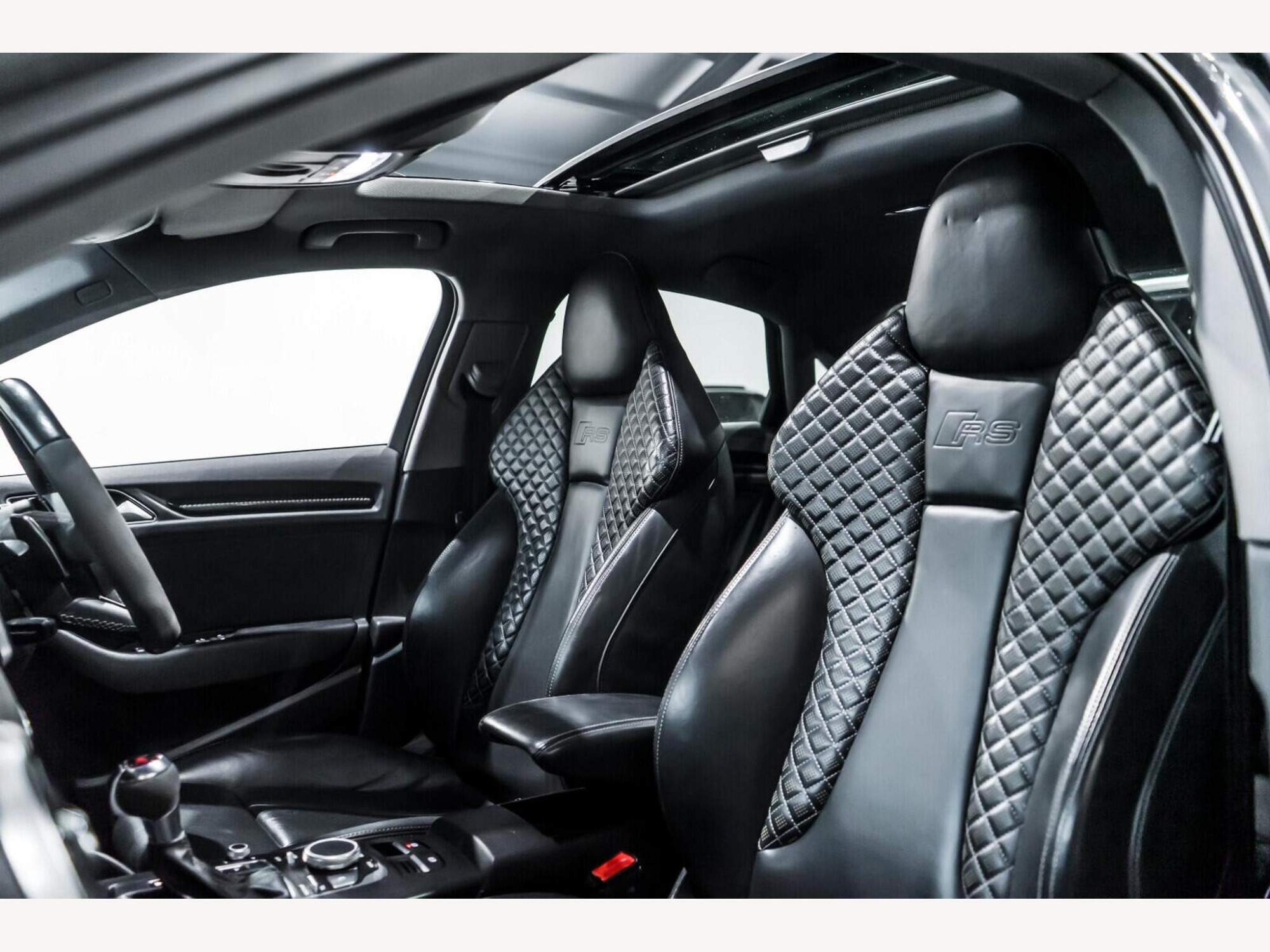 2019 Audi RS3 image 12