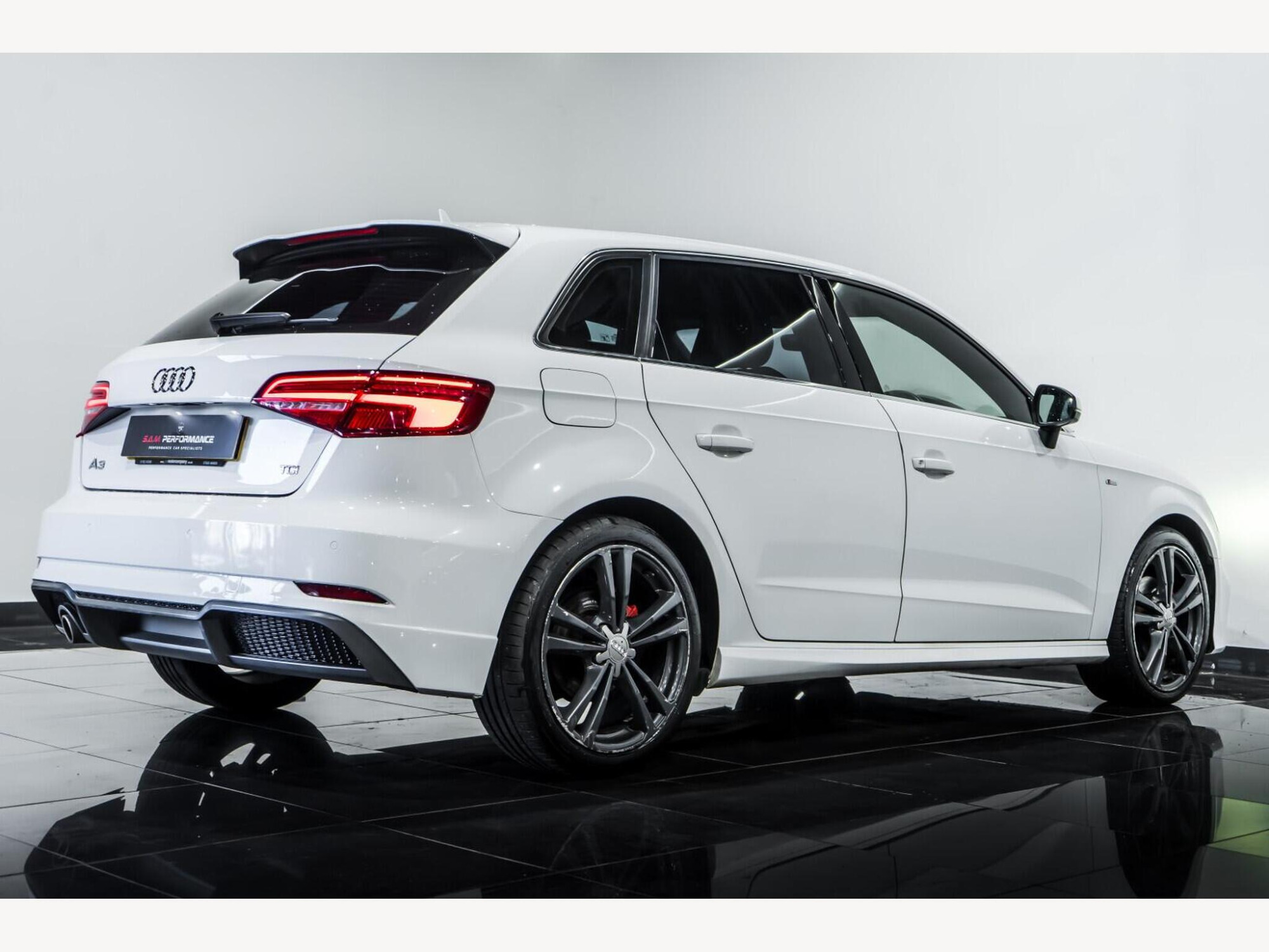 2018 Audi A3 image 6